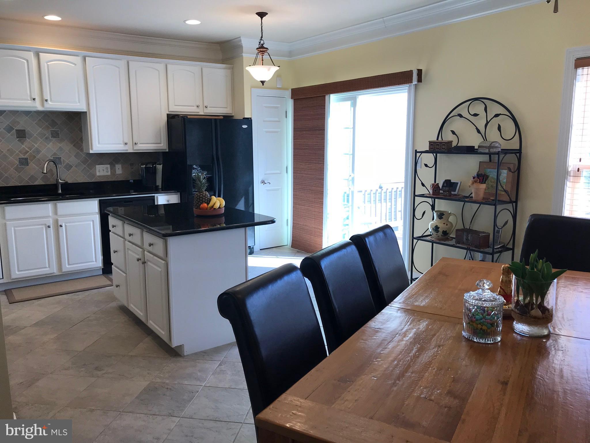 ELMWOOD - Residential