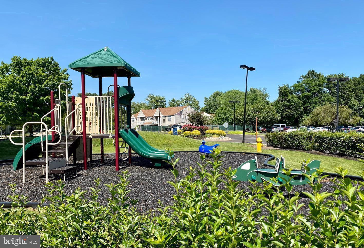 BAKERS BAY CONDOMINIUMS - Residential