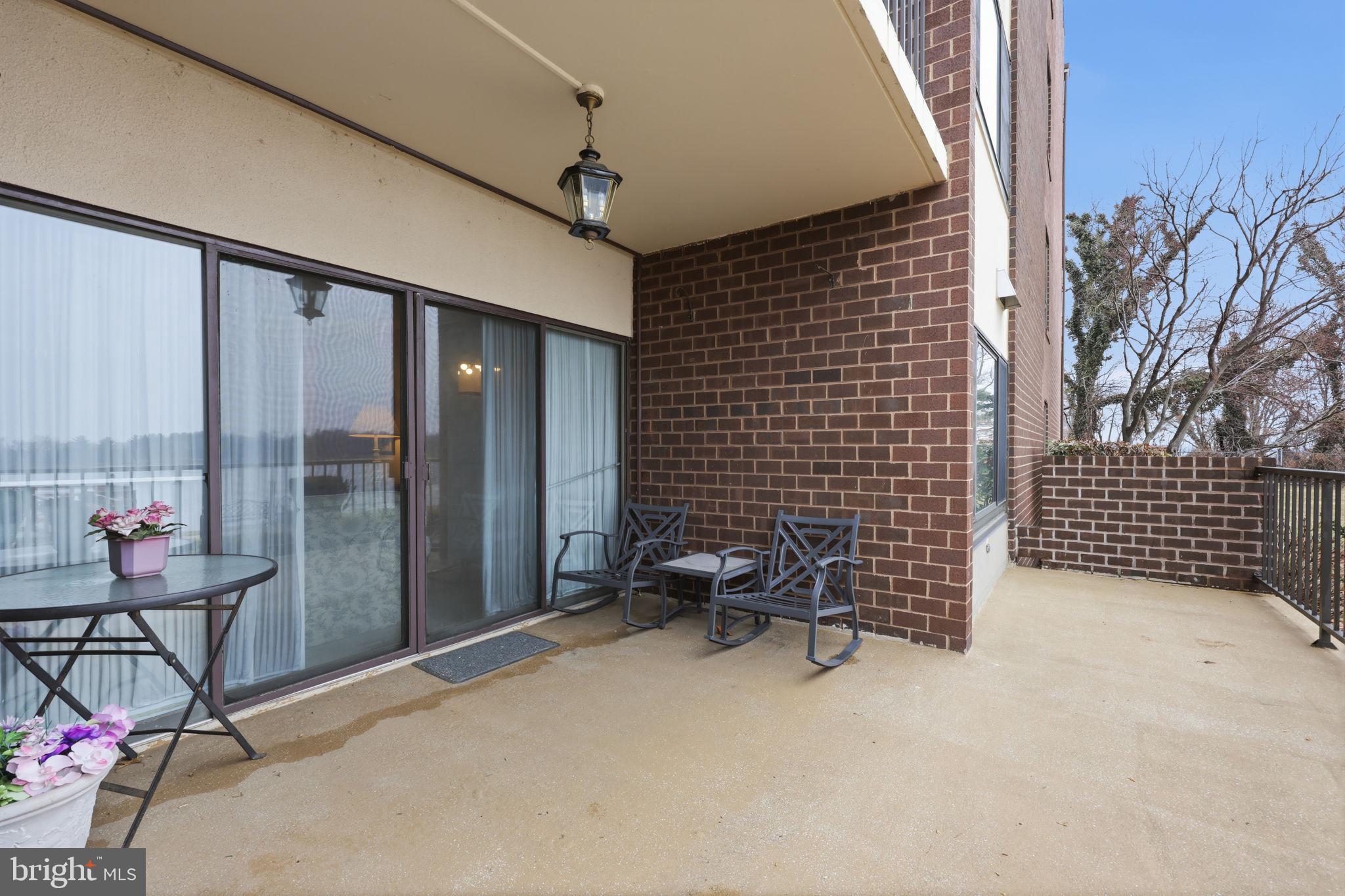 BAKERS BAY CONDOMINIUMS - Residential