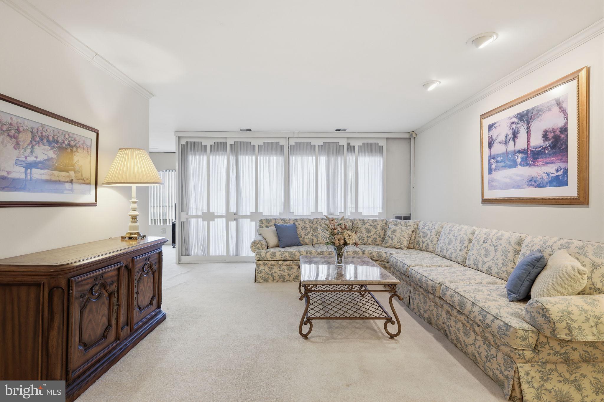 BAKERS BAY CONDOMINIUMS - Residential