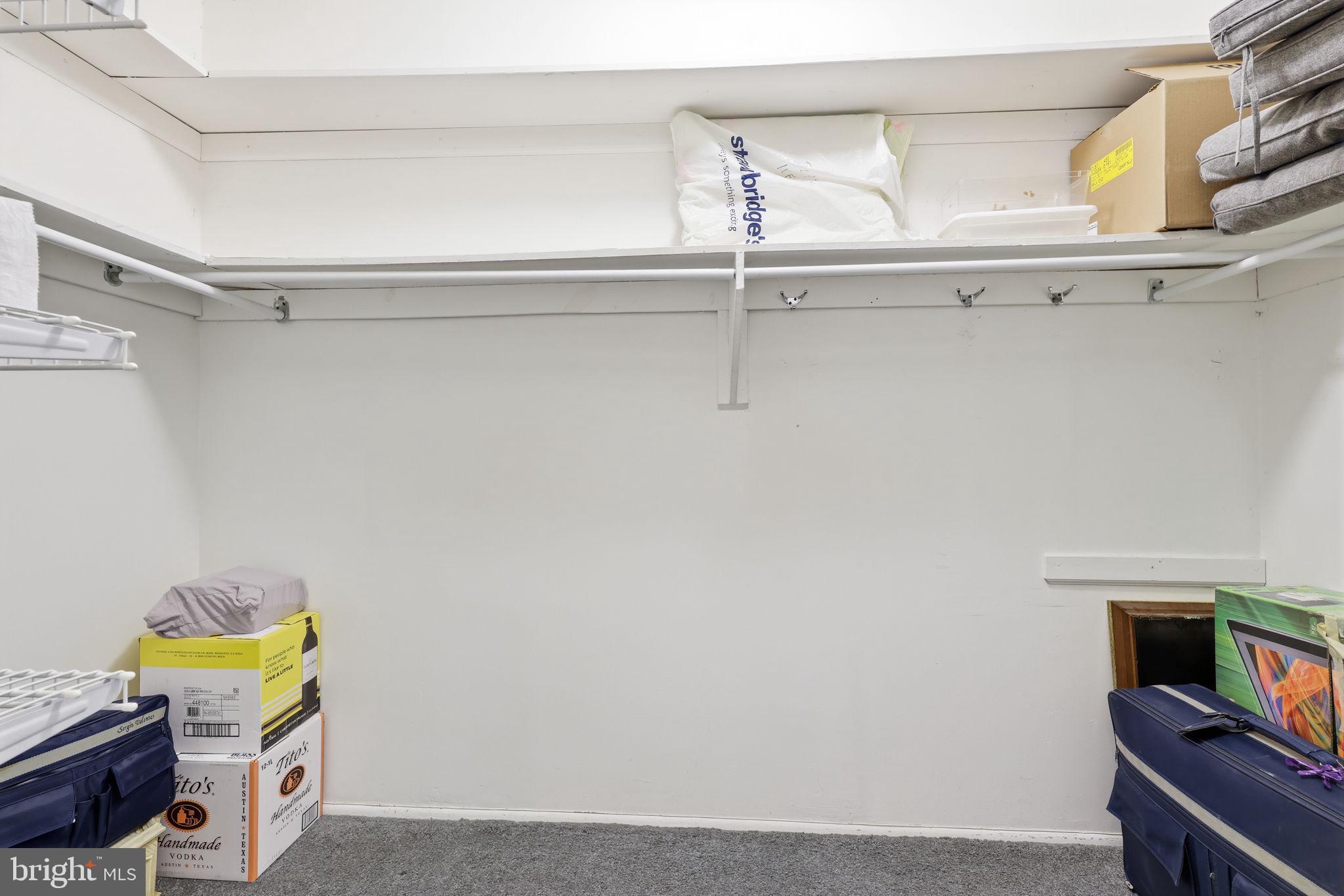 BAKERS BAY CONDOMINIUMS - Residential