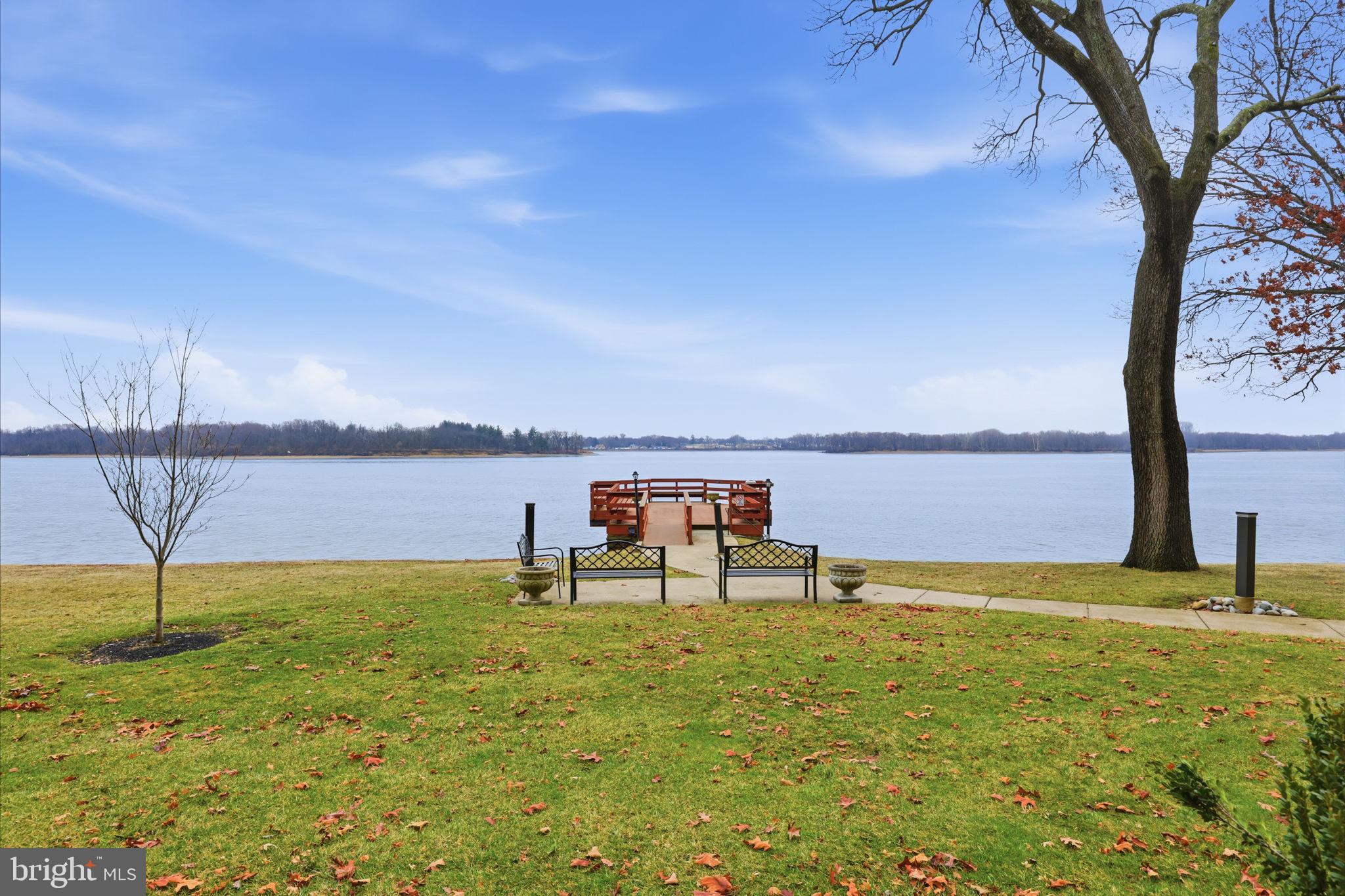 BAKERS BAY CONDOMINIUMS - Residential