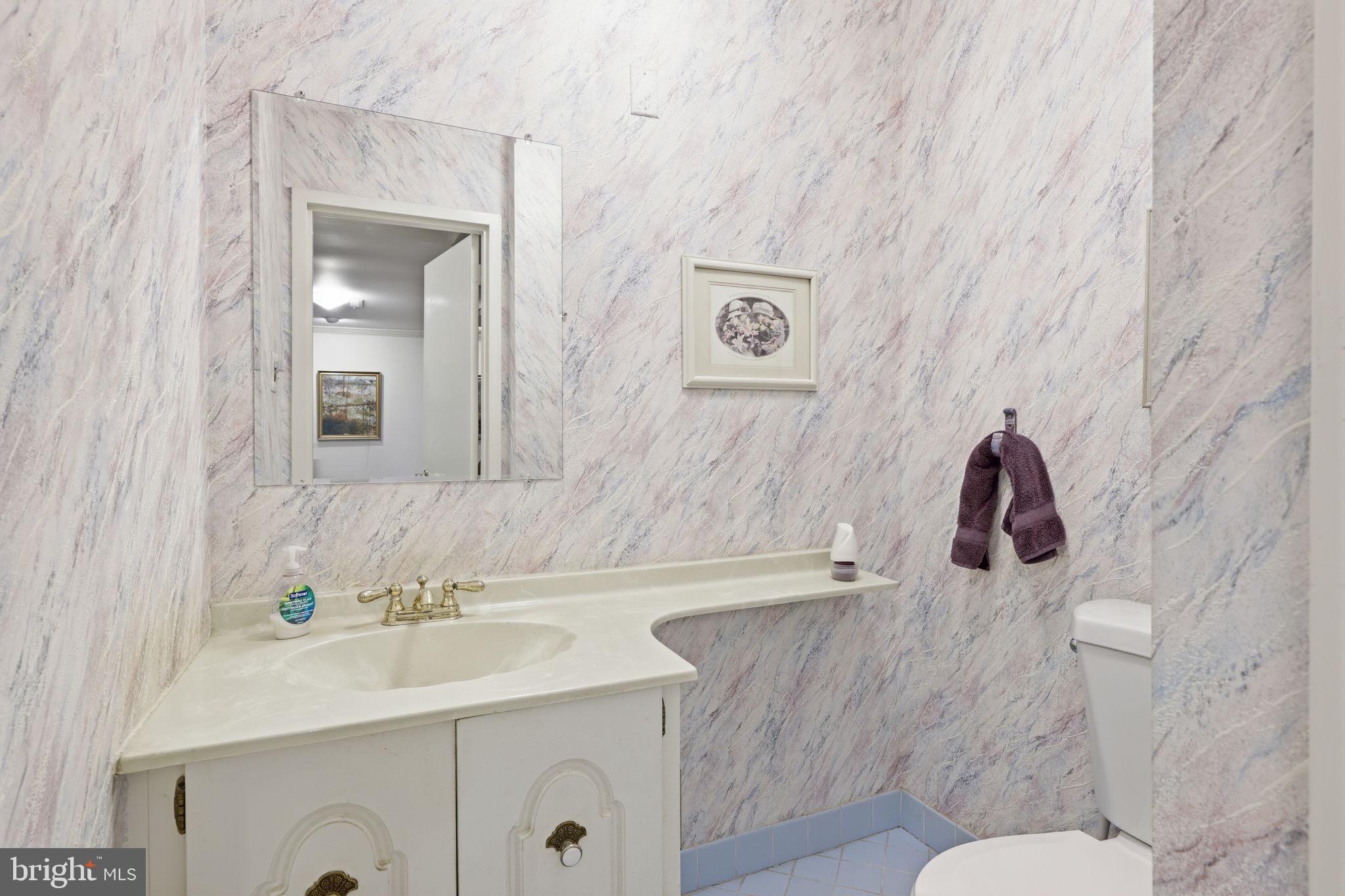 BAKERS BAY CONDOMINIUMS - Residential