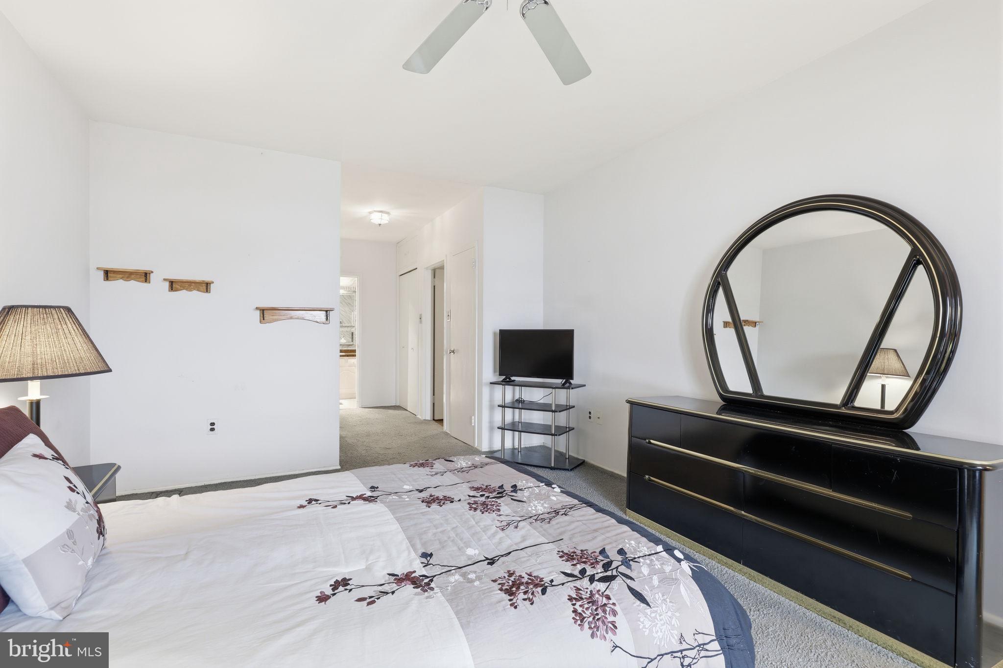 BAKERS BAY CONDOMINIUMS - Residential