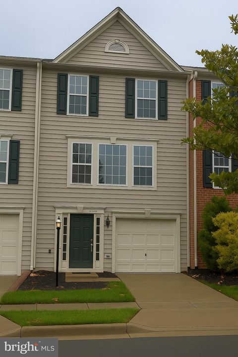 13503 BANNACKER PLACE HERNDON VA 20171