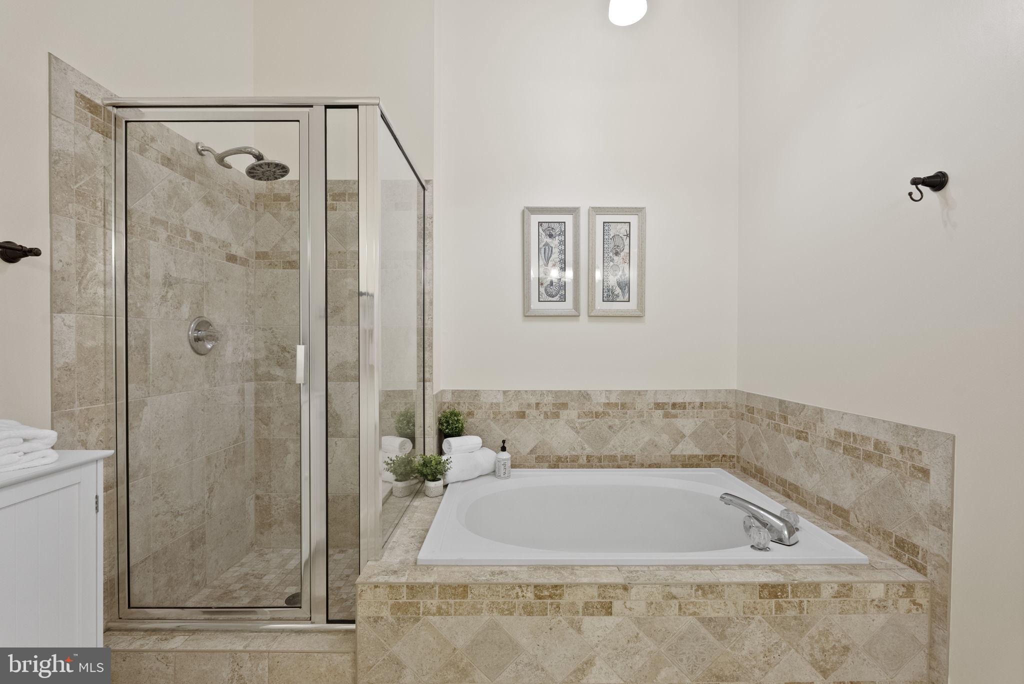 KINGSTOWNE - Residential