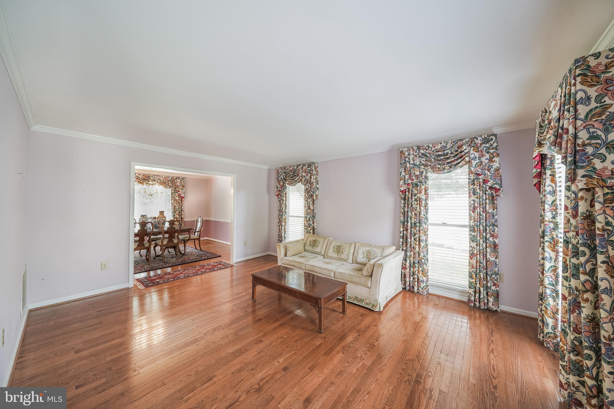 SHERWOOD FOREST MANOR - Residential