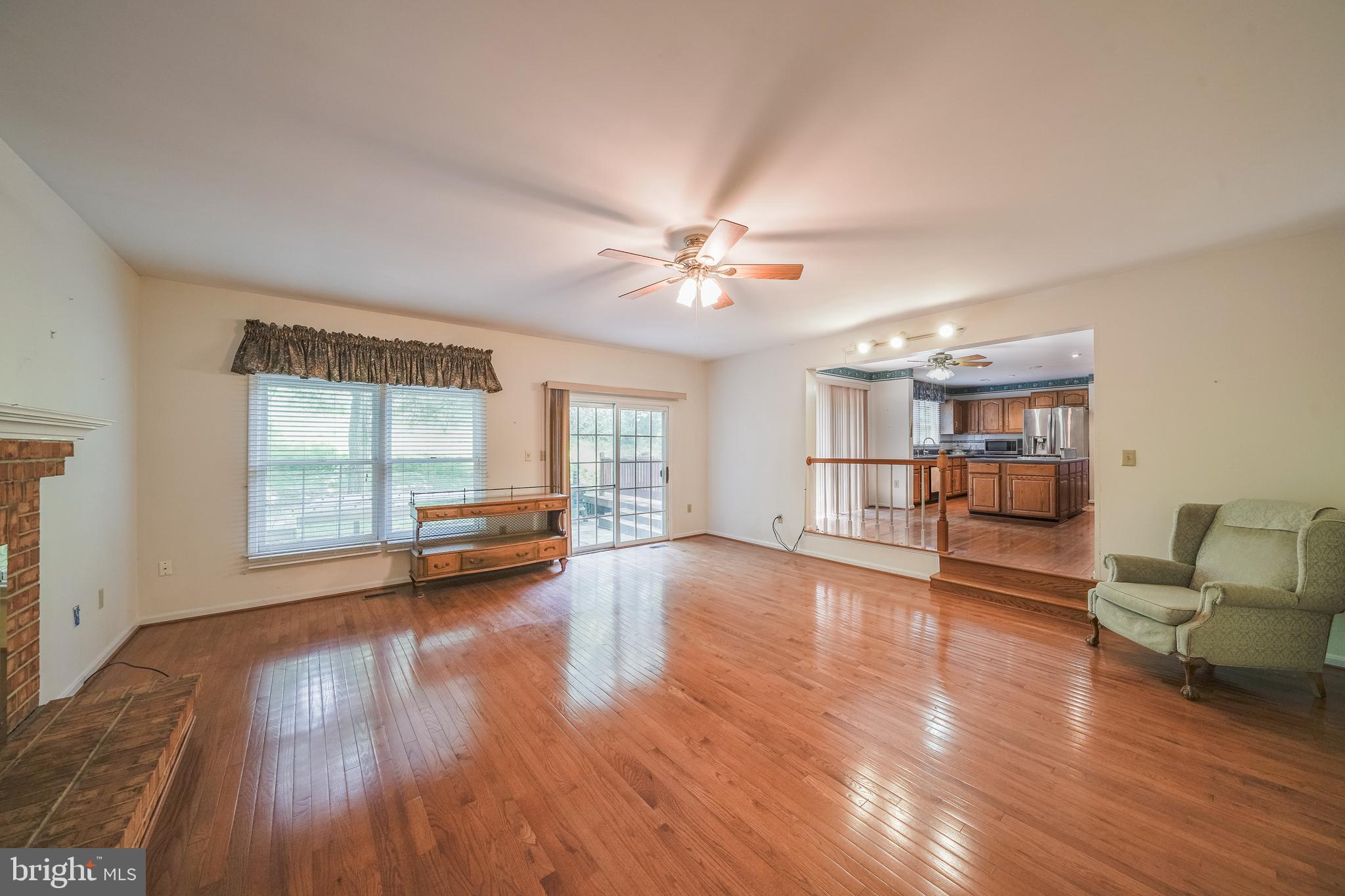 SHERWOOD FOREST MANOR - Residential