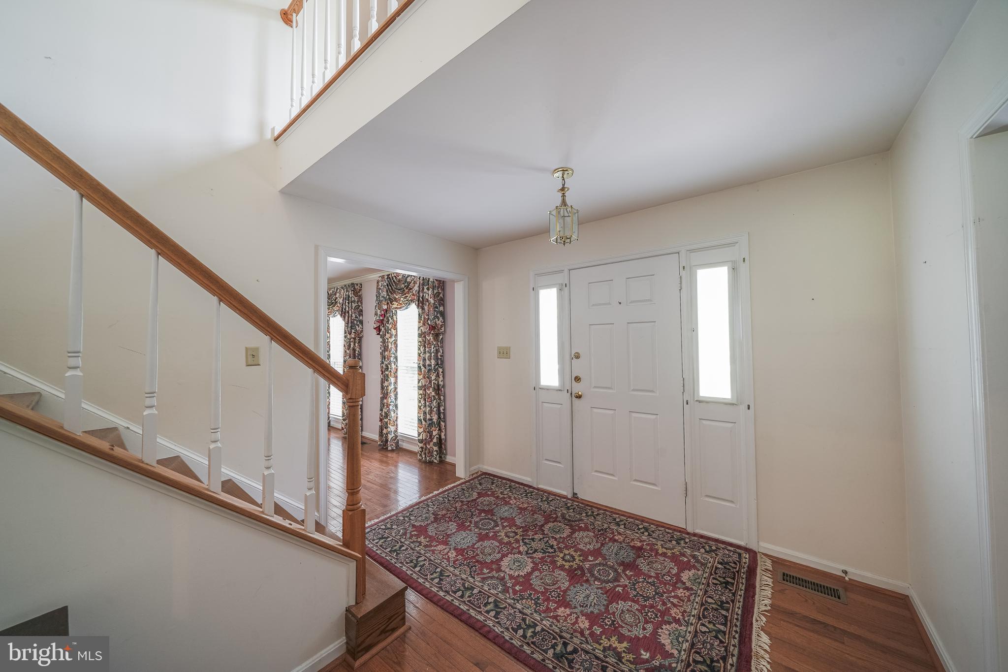 SHERWOOD FOREST MANOR - Residential