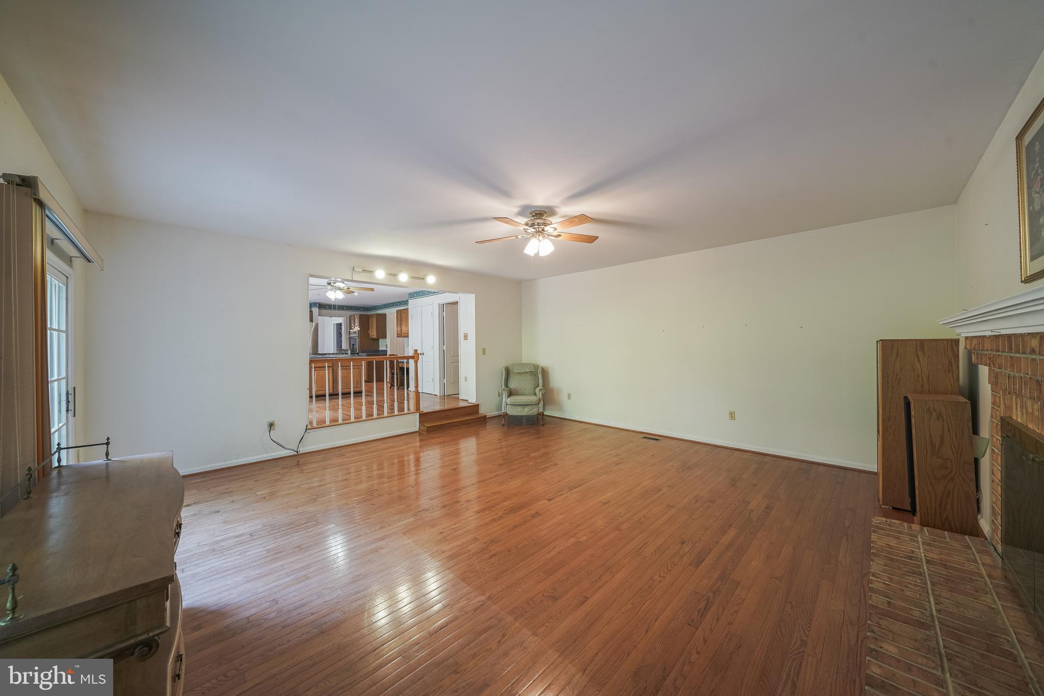 SHERWOOD FOREST MANOR - Residential