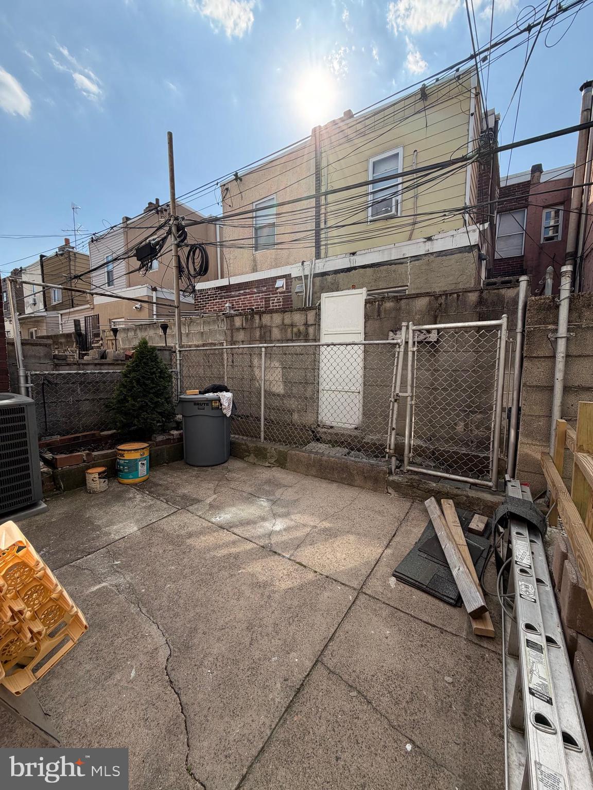 LOWER MOYAMENSING - Residential