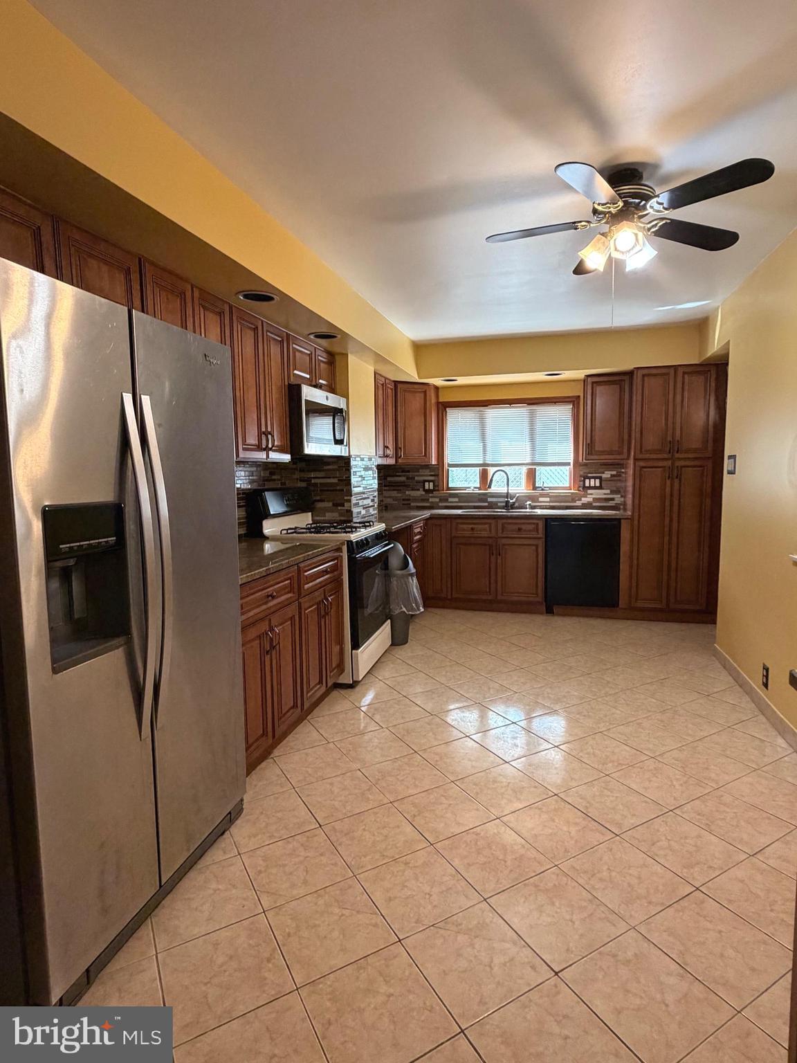 LOWER MOYAMENSING - Residential