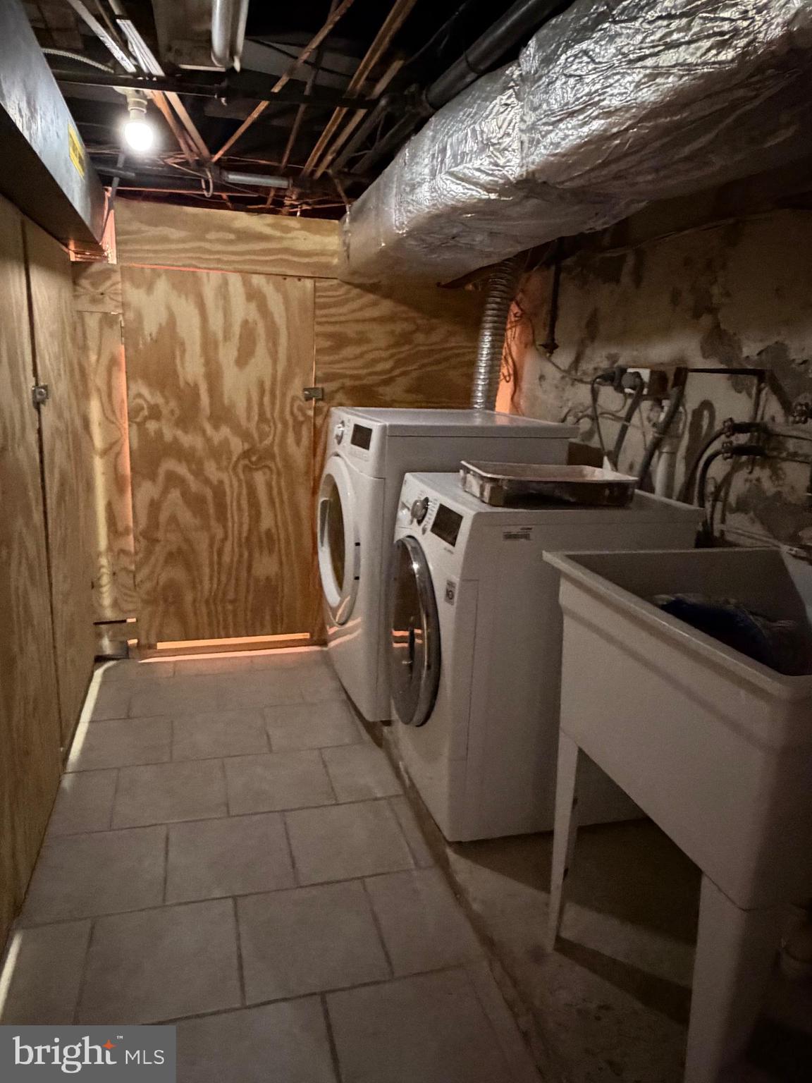 LOWER MOYAMENSING - Residential