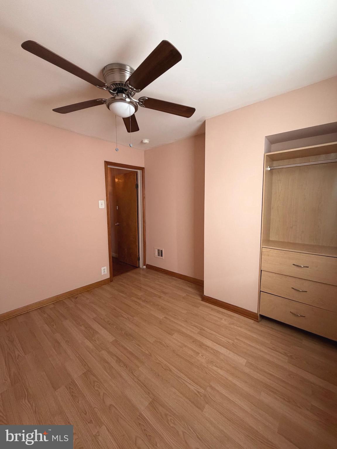 LOWER MOYAMENSING - Residential