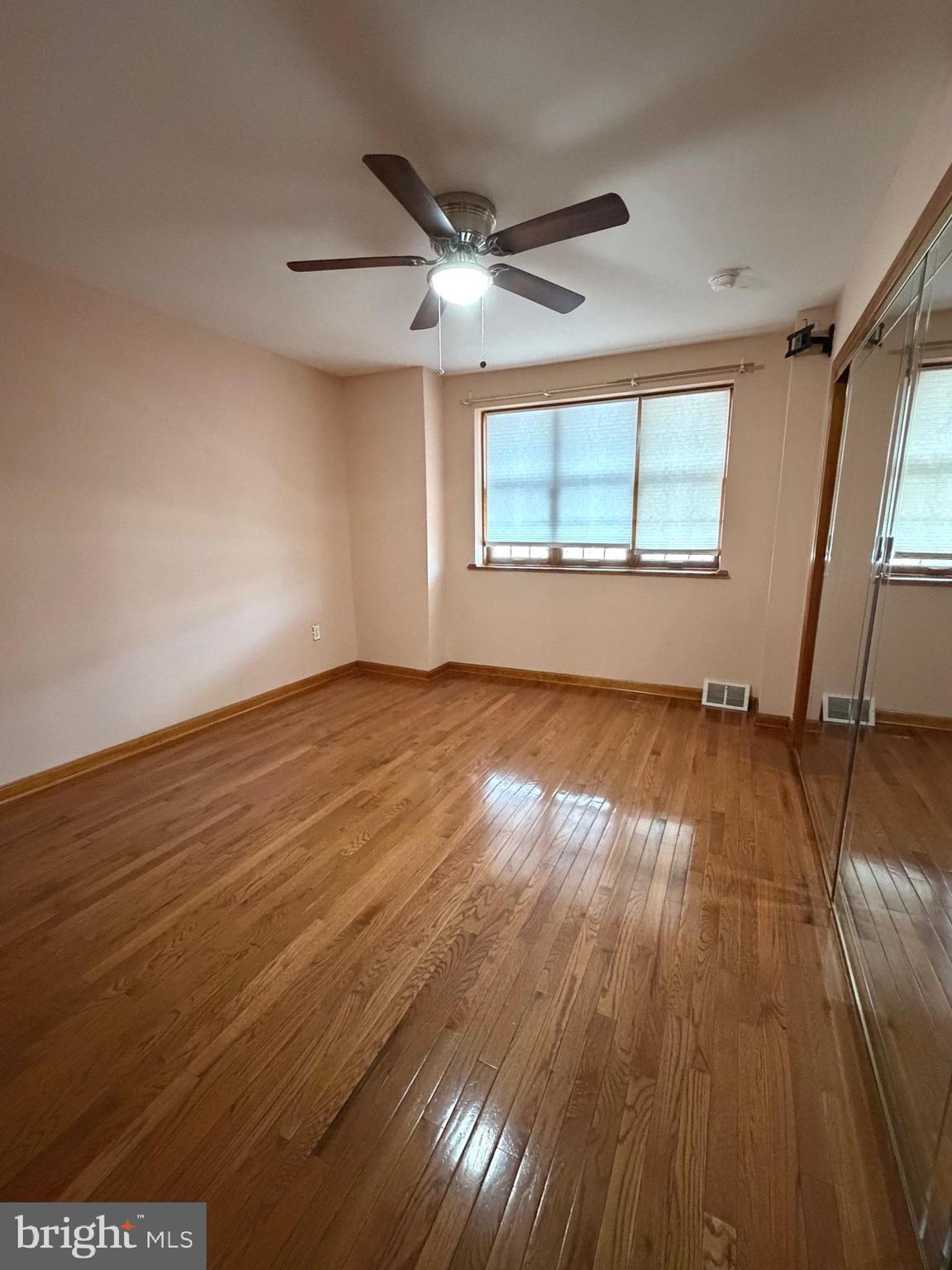 LOWER MOYAMENSING - Residential