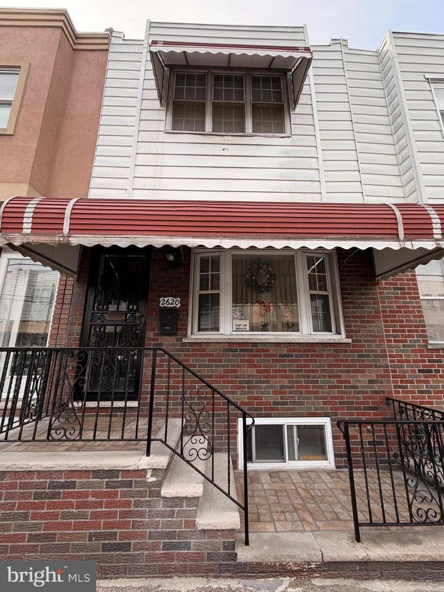 Welcome to 2620 S 10th street, a well-maintained home located in the heart of south Philadelphia. Bright  and spacious living area, custom hardwood floors,  granite eat in kitchen, plenty of cabinet space. Nice rear yard. Full finished basement with powder room and a shower. Rear laundry room with plenty of storage. Second floor three large bedrooms,  large custom tile bathroom,  plenty of closets. conveniently located near local shops, restaurants, and public transportation. easy access to major highways.