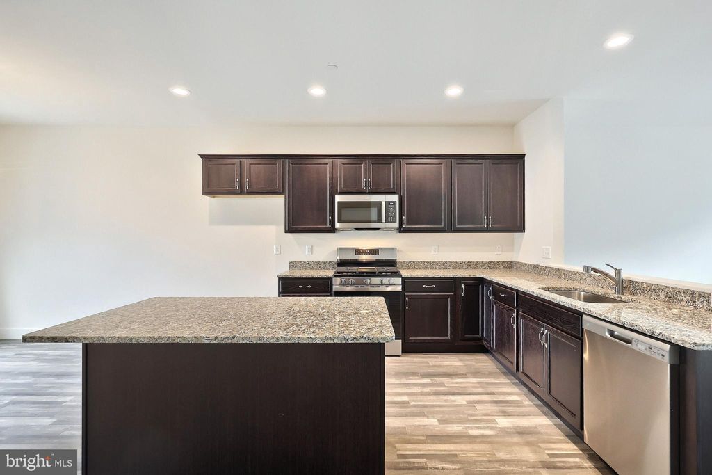 Photo of 105 Madison Drive, MECHANICSBURG, PA 17055 (MLS # PACB2044424)