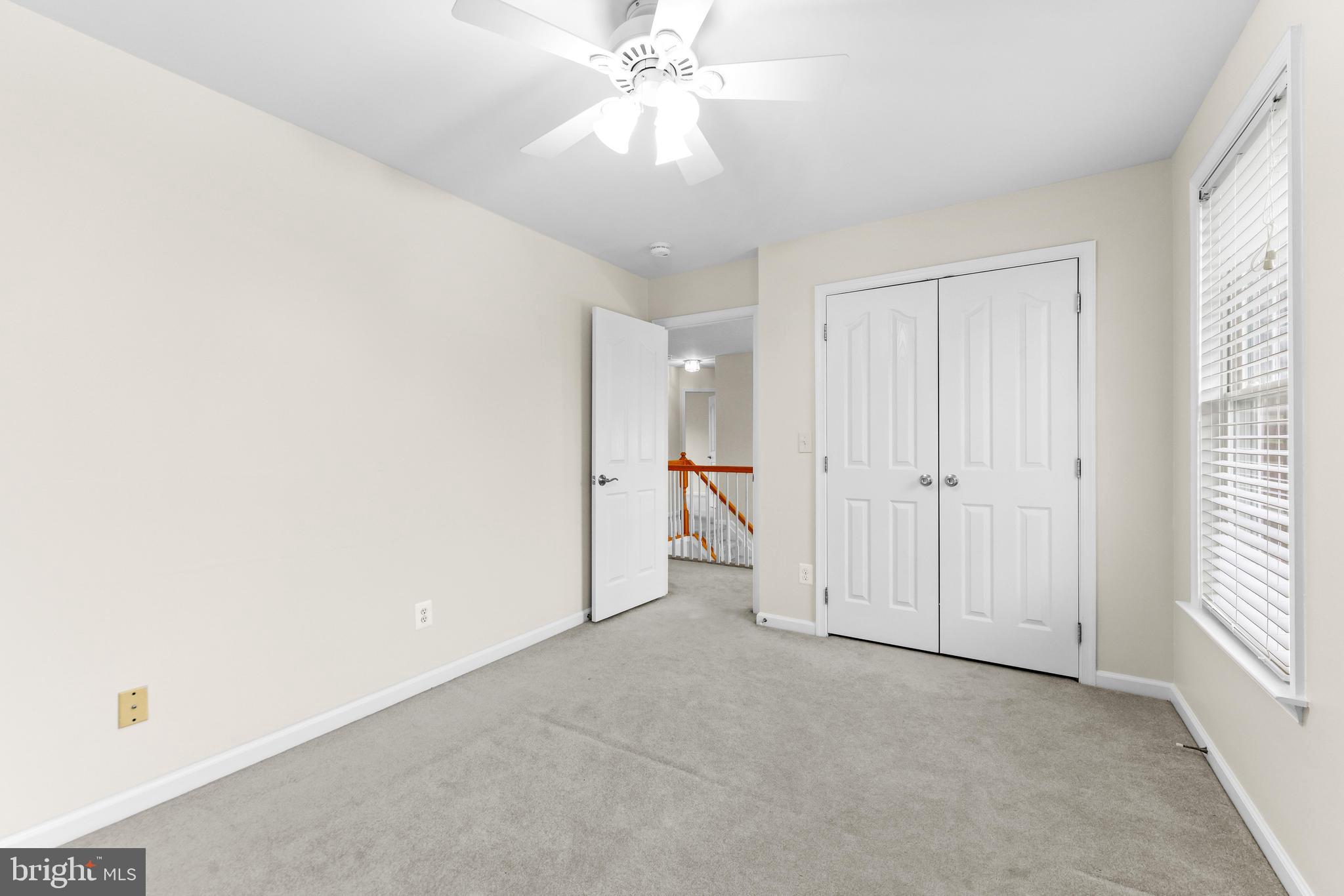 SEVEN COURTS - Residential