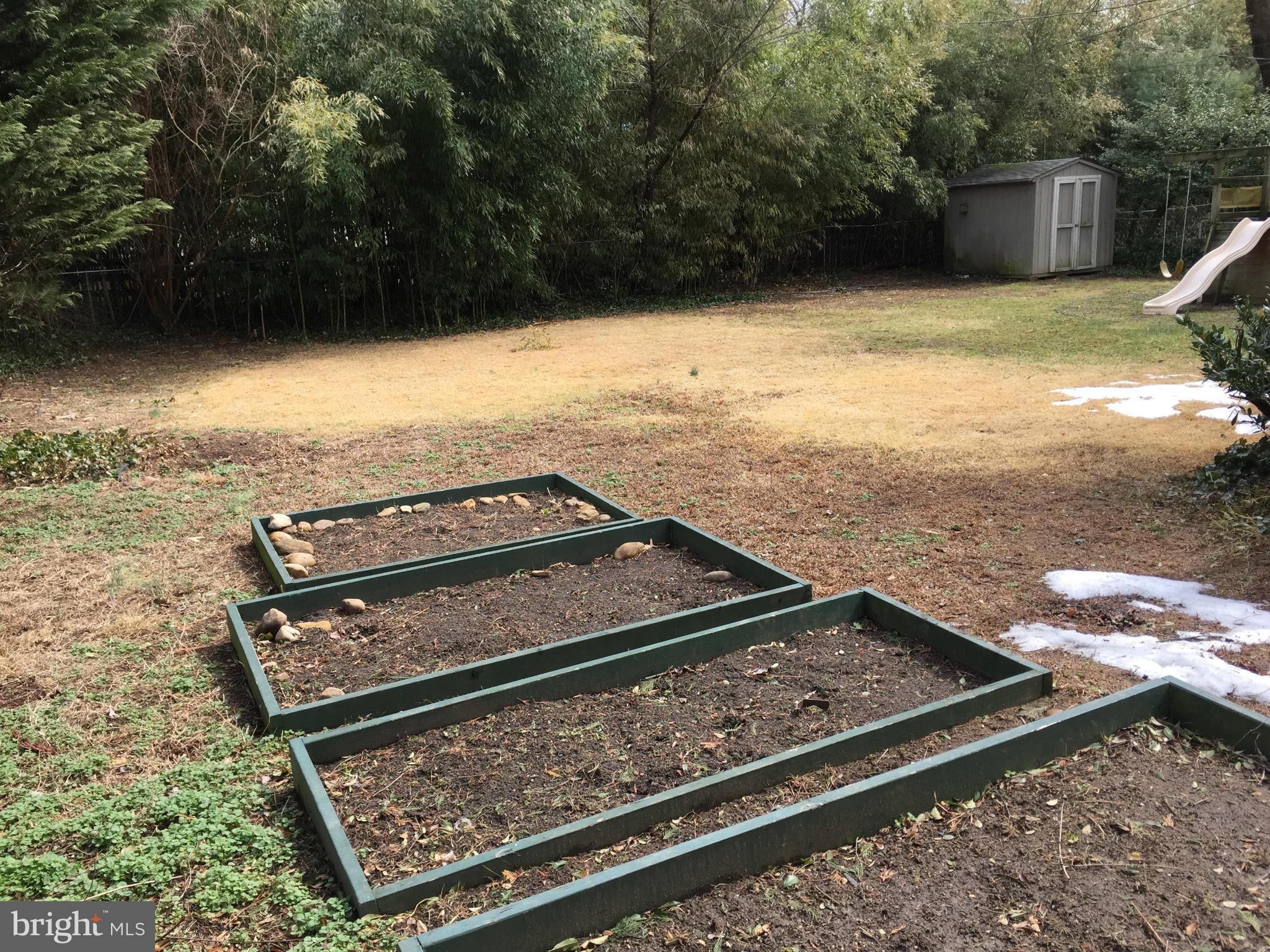 NEW ALEXANDRIA - Residential Lease