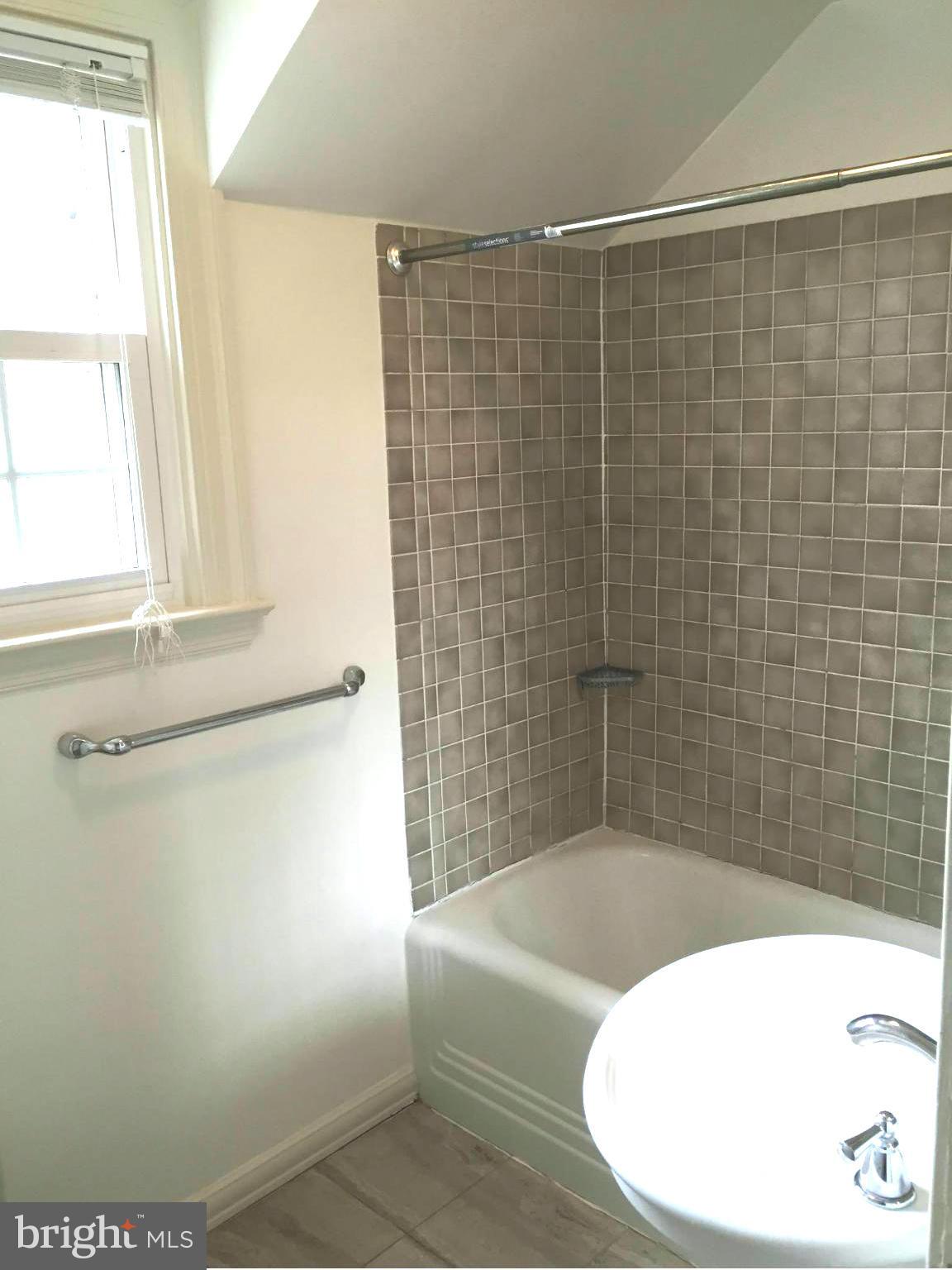 NEW ALEXANDRIA - Residential Lease