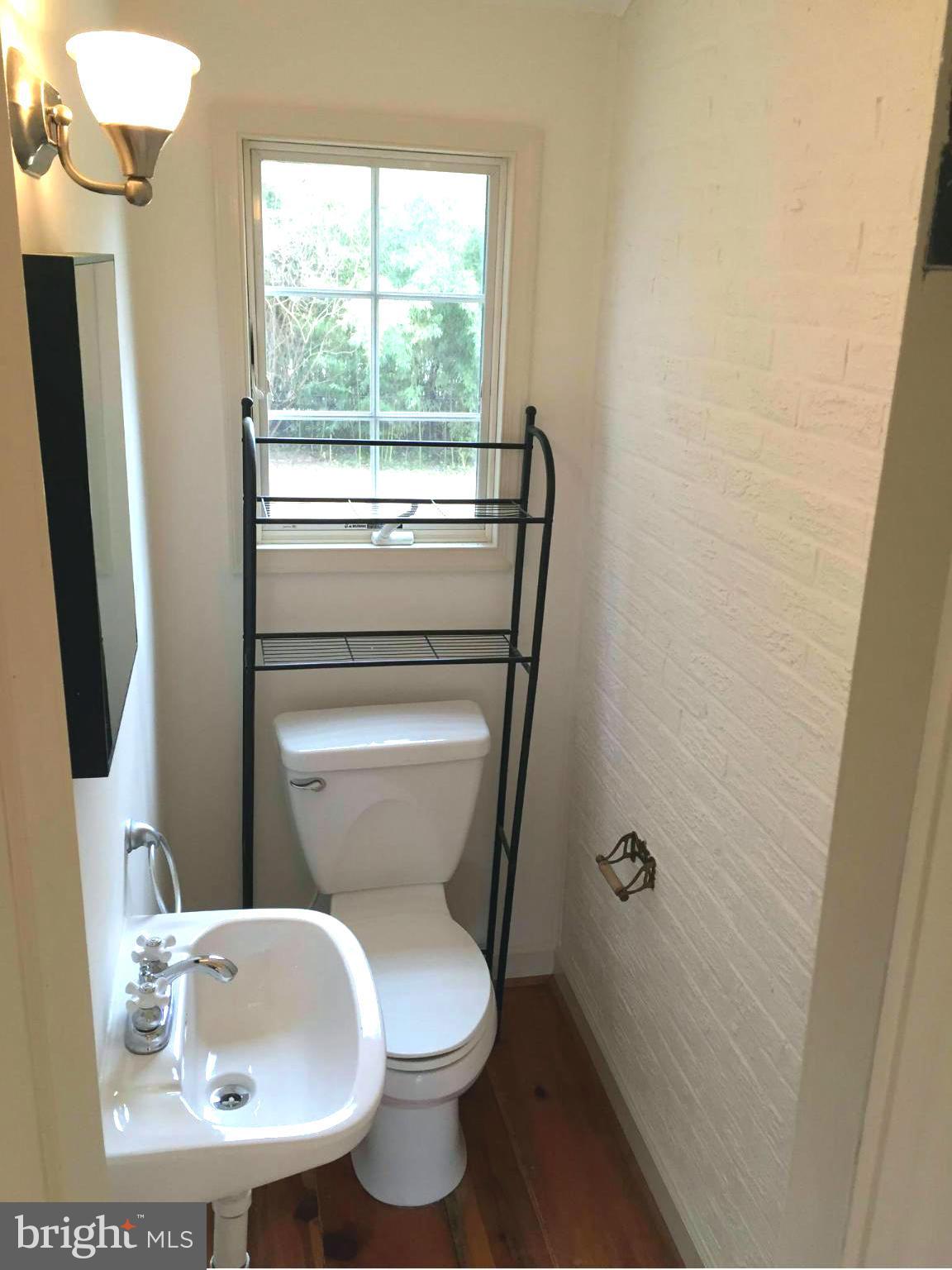 NEW ALEXANDRIA - Residential Lease