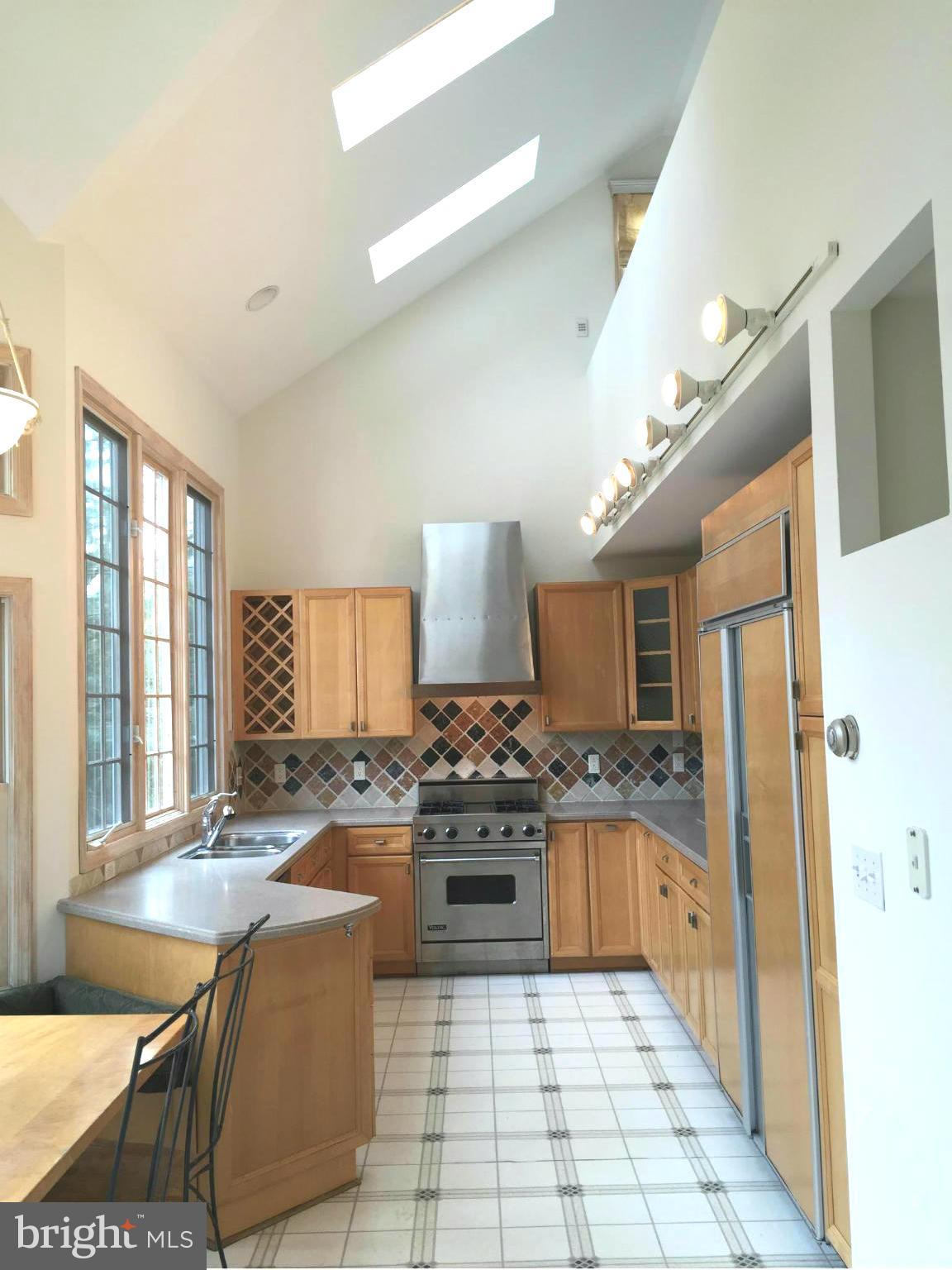 NEW ALEXANDRIA - Residential Lease