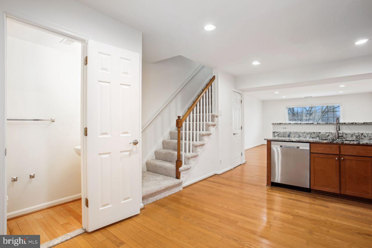 PARKSIDE AT ALEXANDRIA - Residential