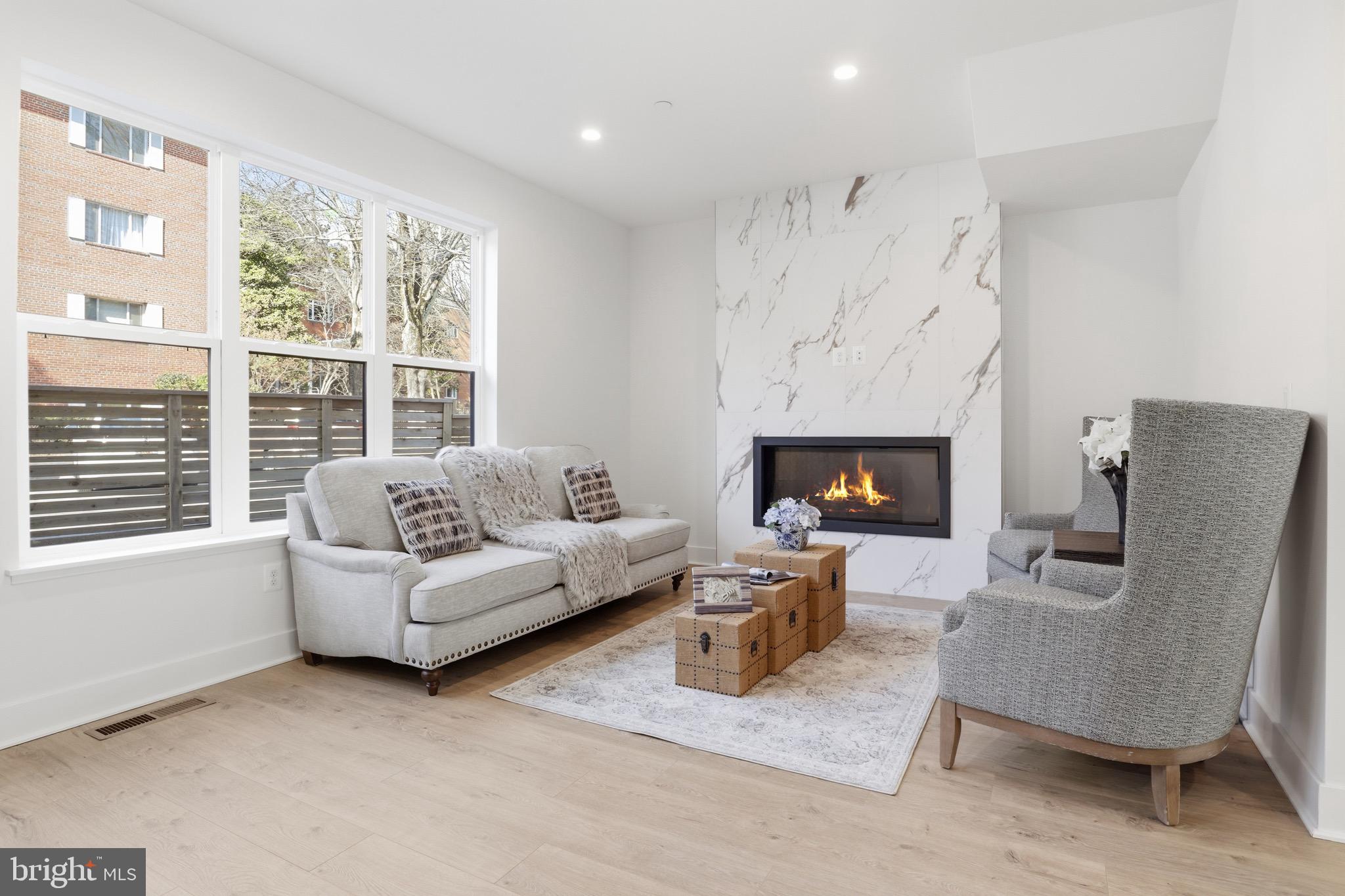 WESTBARD SQUARE - Residential