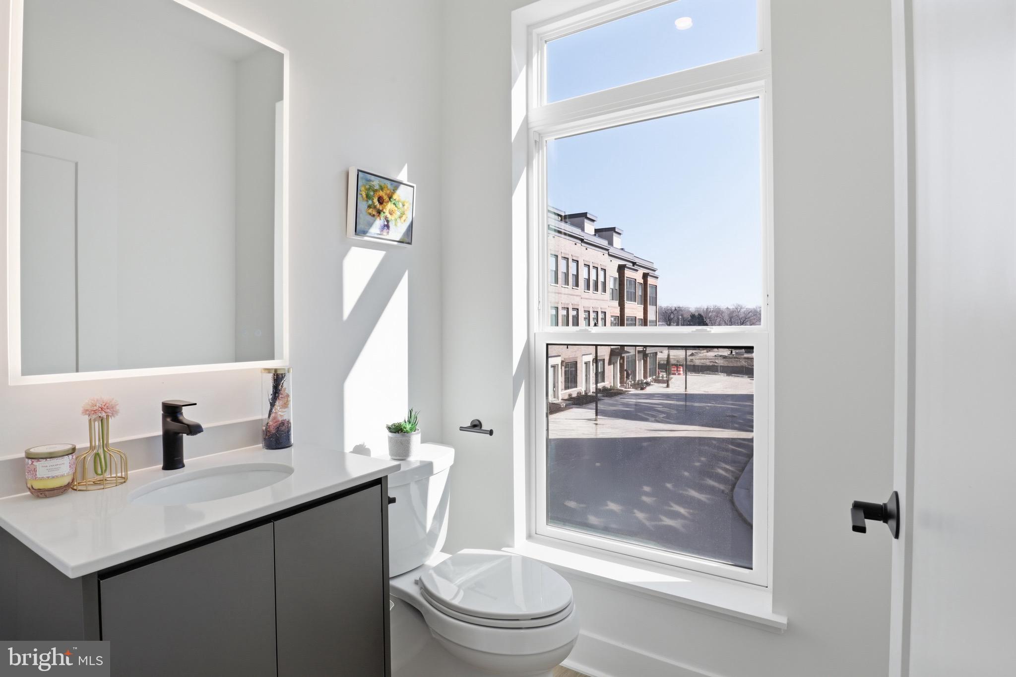 WESTBARD SQUARE - Residential