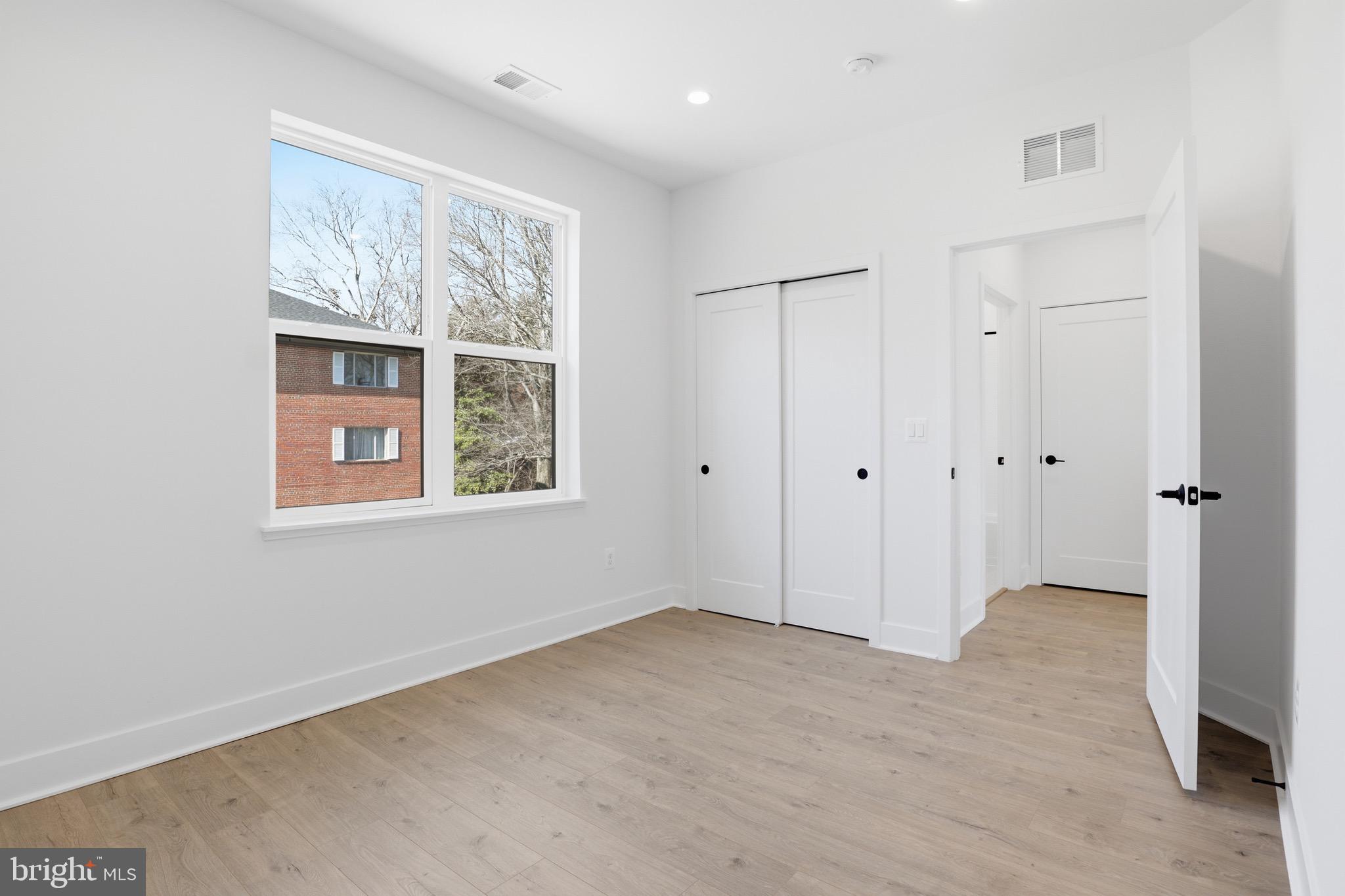 WESTBARD SQUARE - Residential