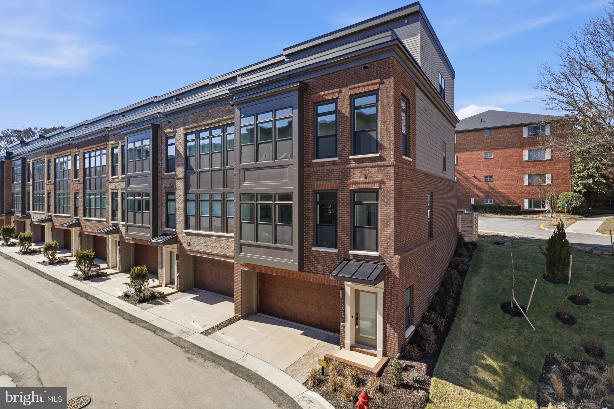 5358 ZENITH OVERLOOK