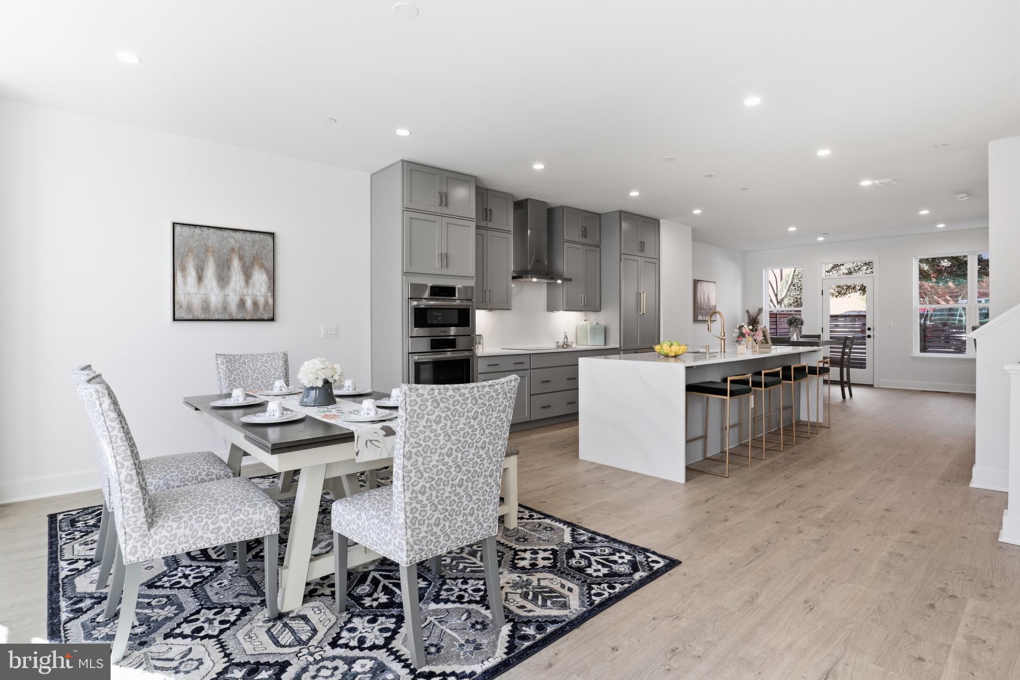 WESTBARD SQUARE - Residential