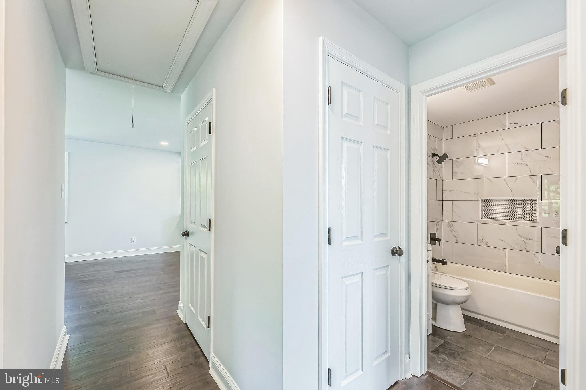 CASTLE HILLS - Residential