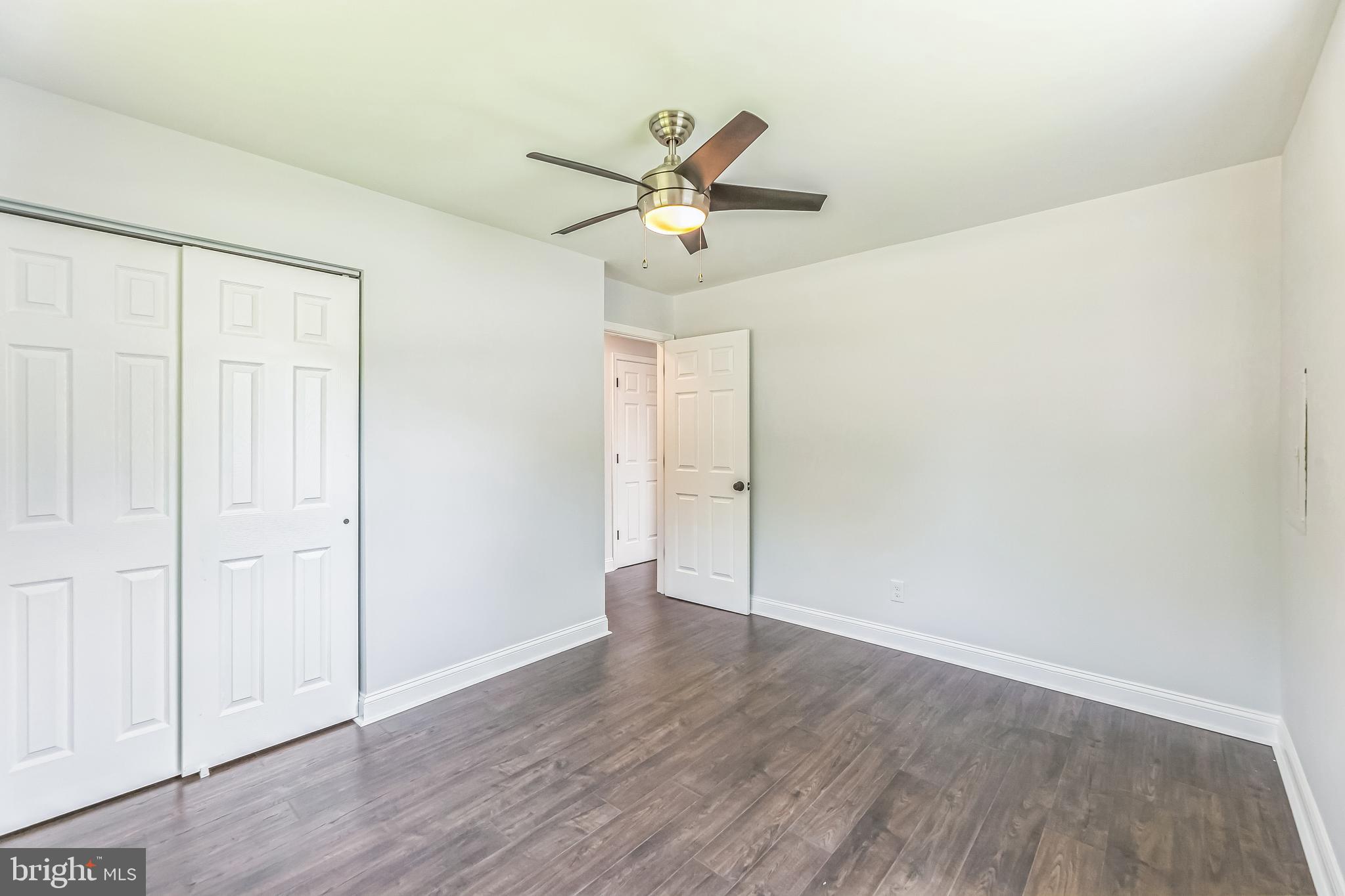 CASTLE HILLS - Residential