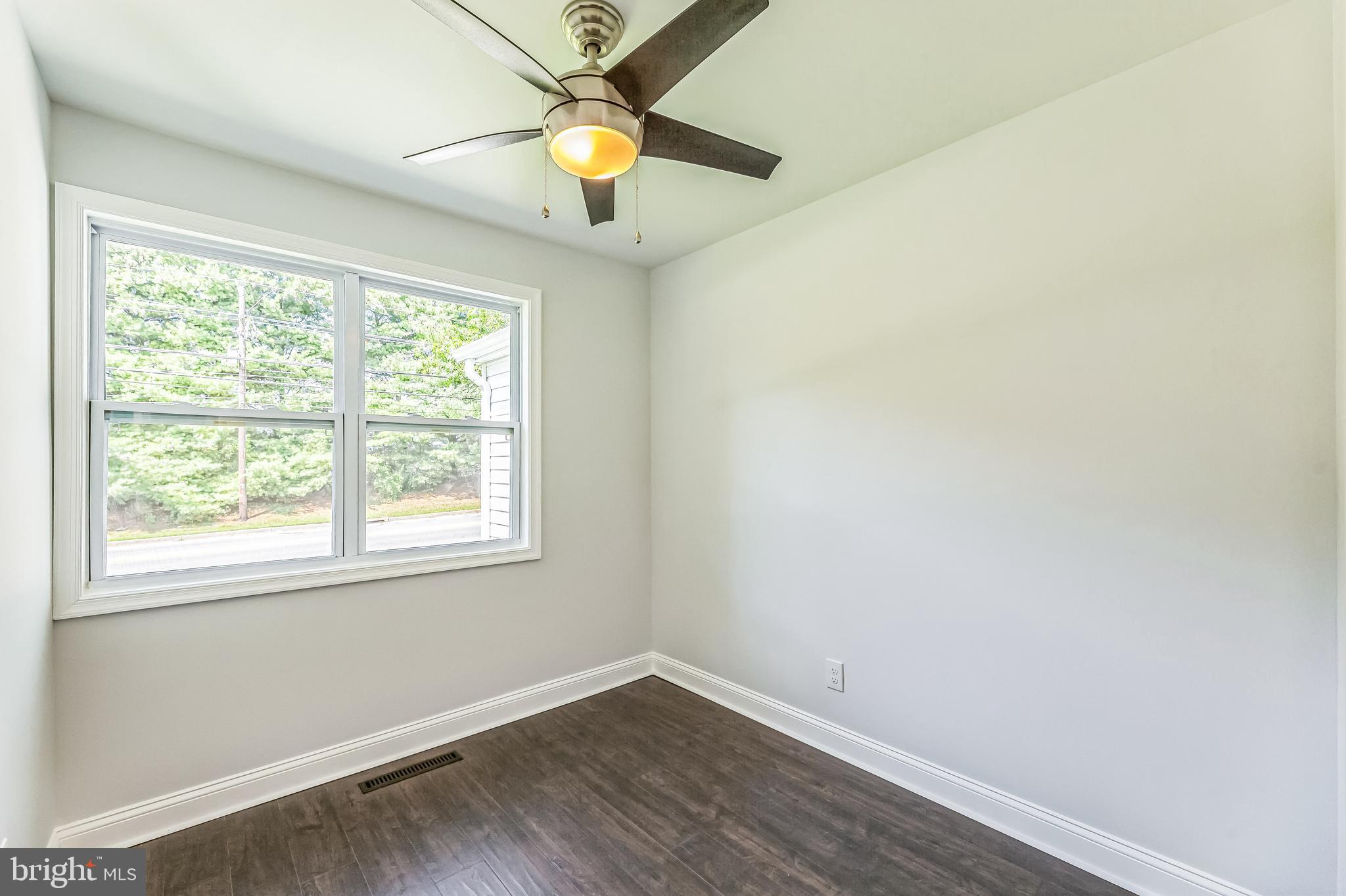 CASTLE HILLS - Residential