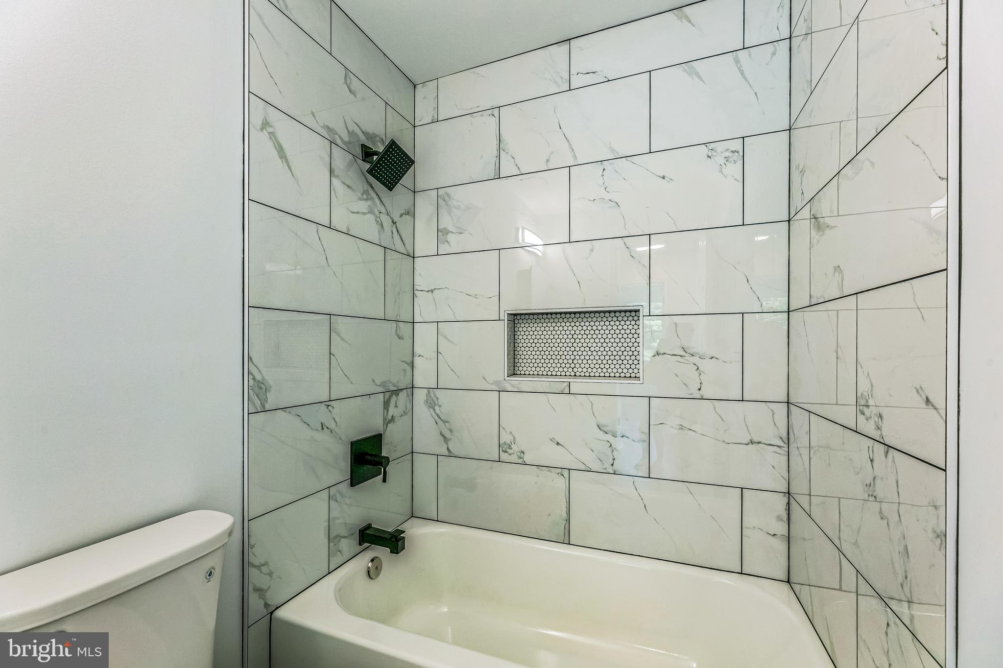 CASTLE HILLS - Residential