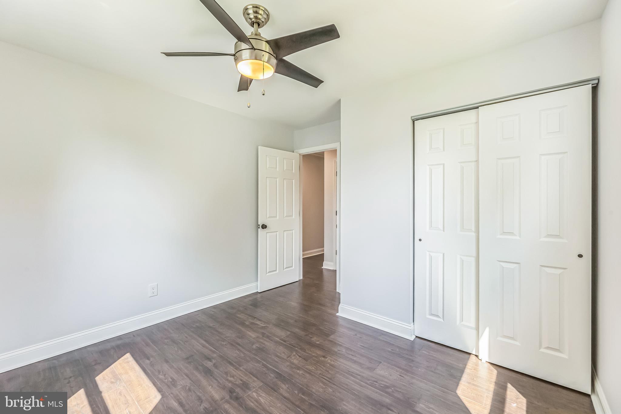 CASTLE HILLS - Residential