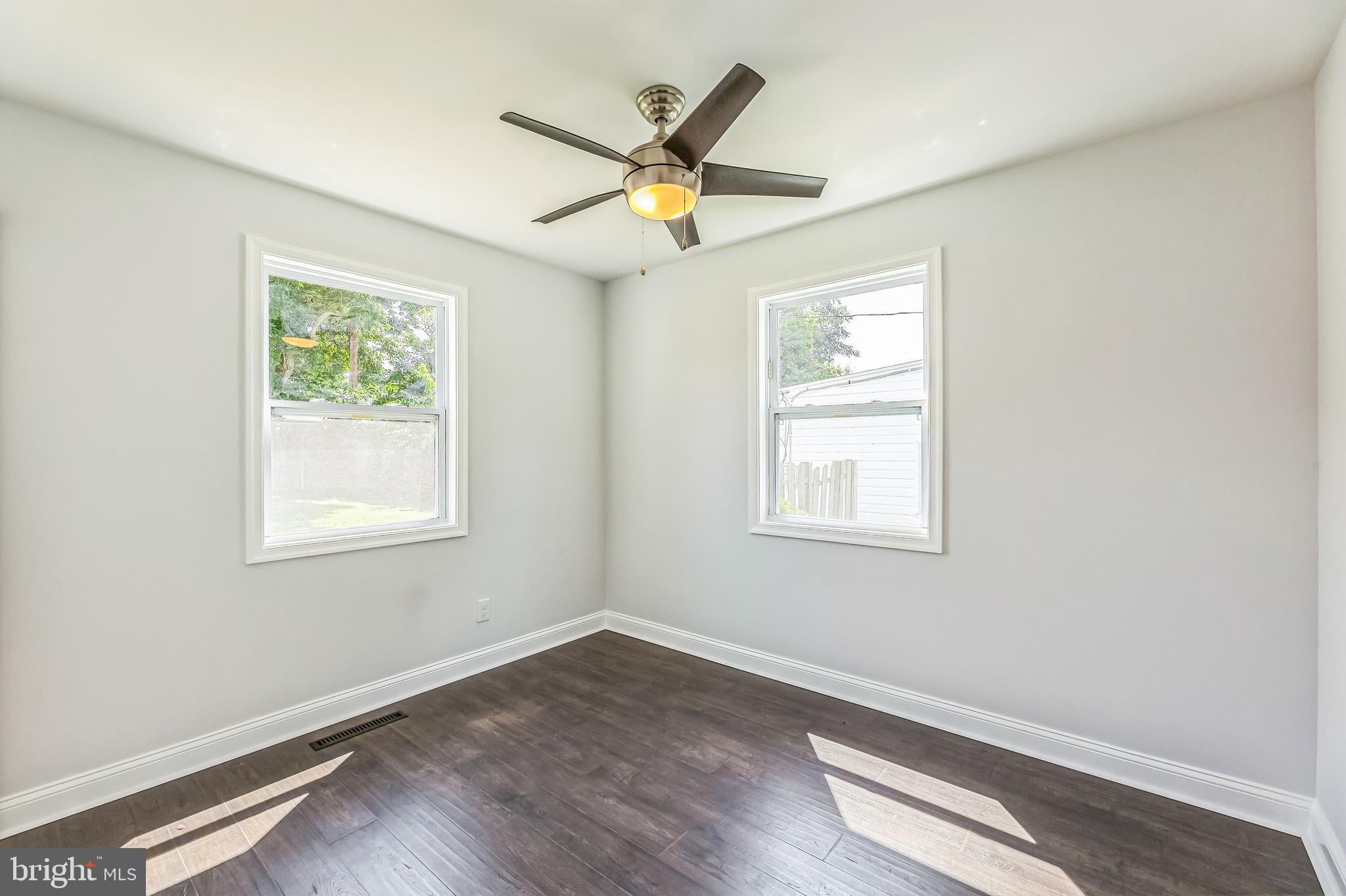 CASTLE HILLS - Residential