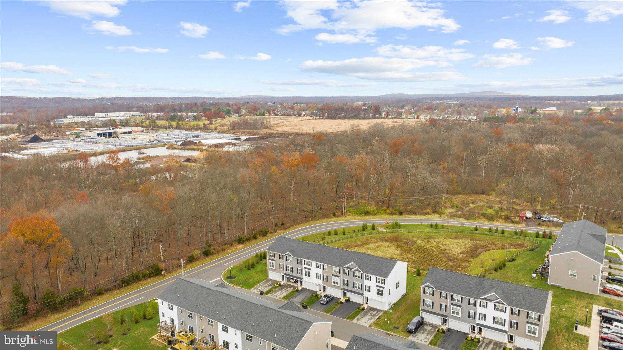 EDGEWATER - Residential