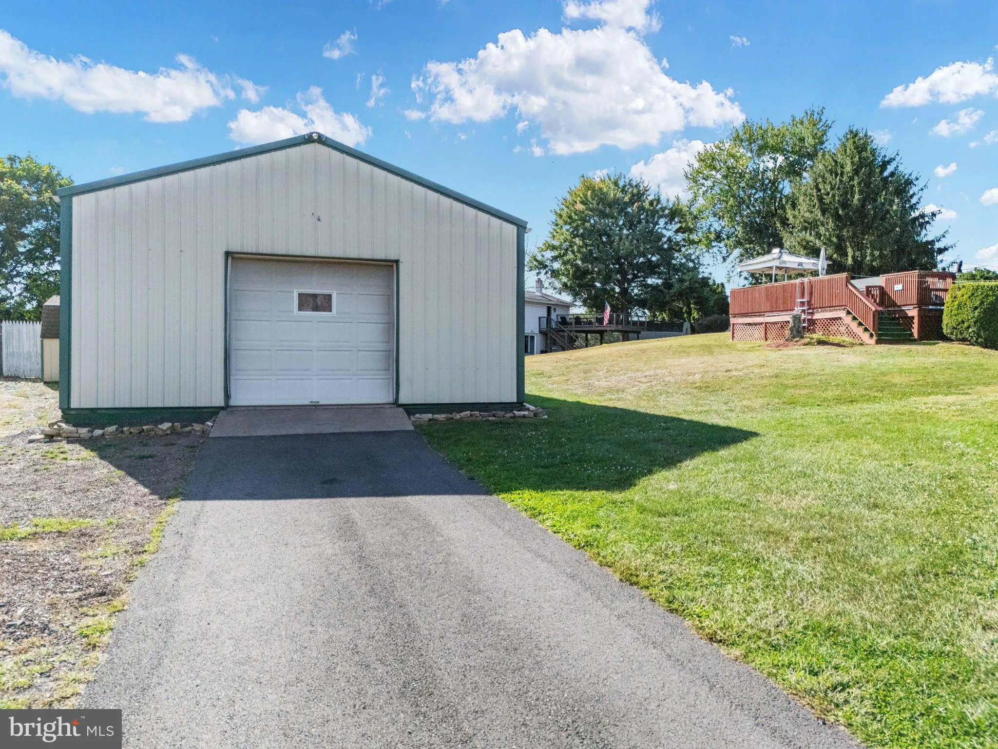 Mertztown, Pennsylvania 19539, United States, 3 Bedrooms Bedrooms, ,2 BathroomsBathrooms,Residential,Pending,214679