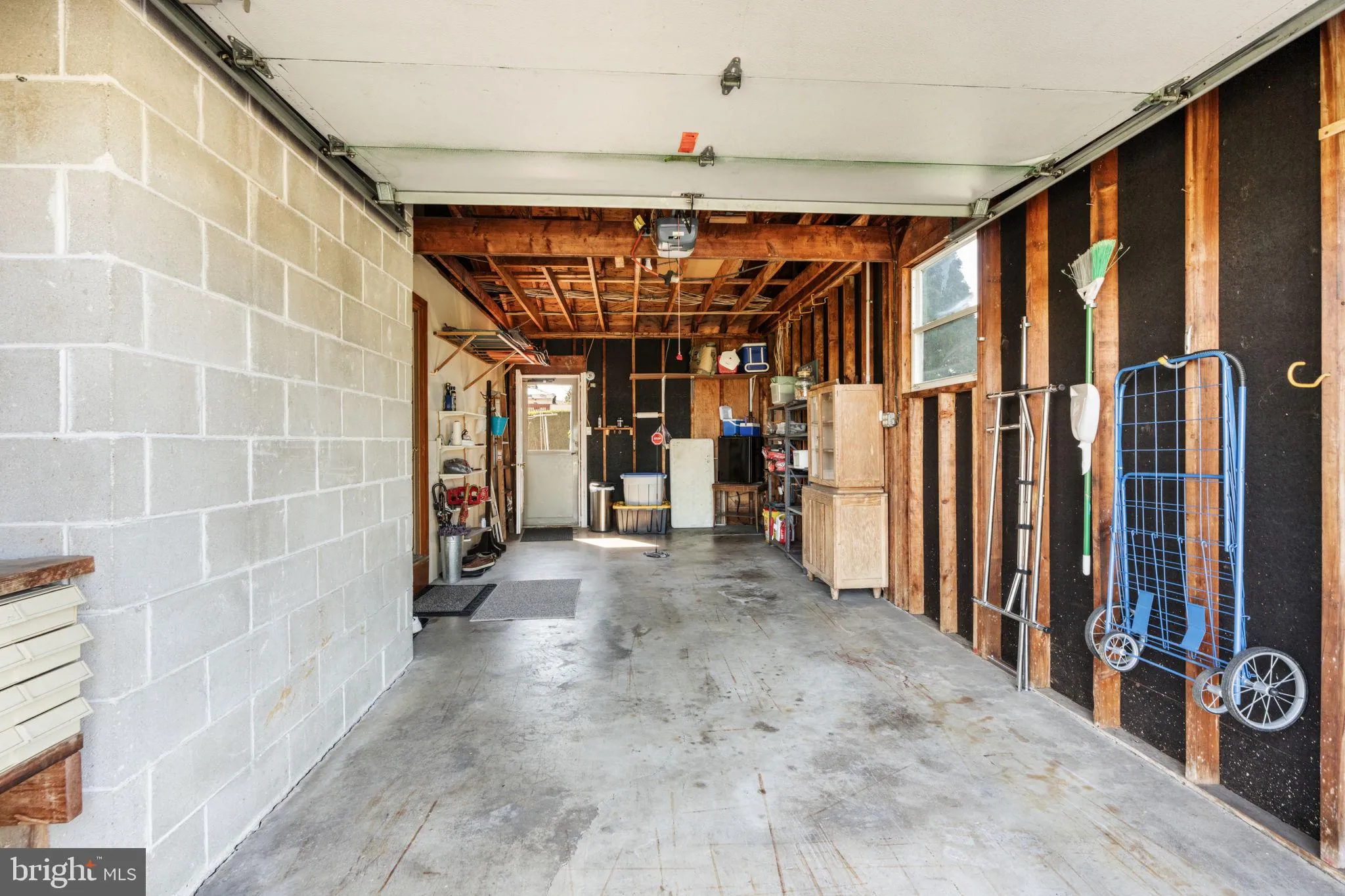 Mertztown, Pennsylvania 19539, United States, 3 Bedrooms Bedrooms, ,2 BathroomsBathrooms,Residential,Pending,214679