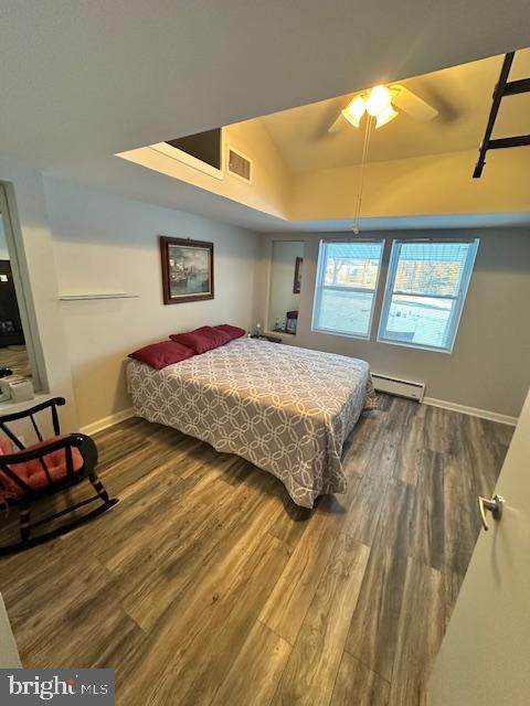 SUNNYBROOK FARMS - Residential