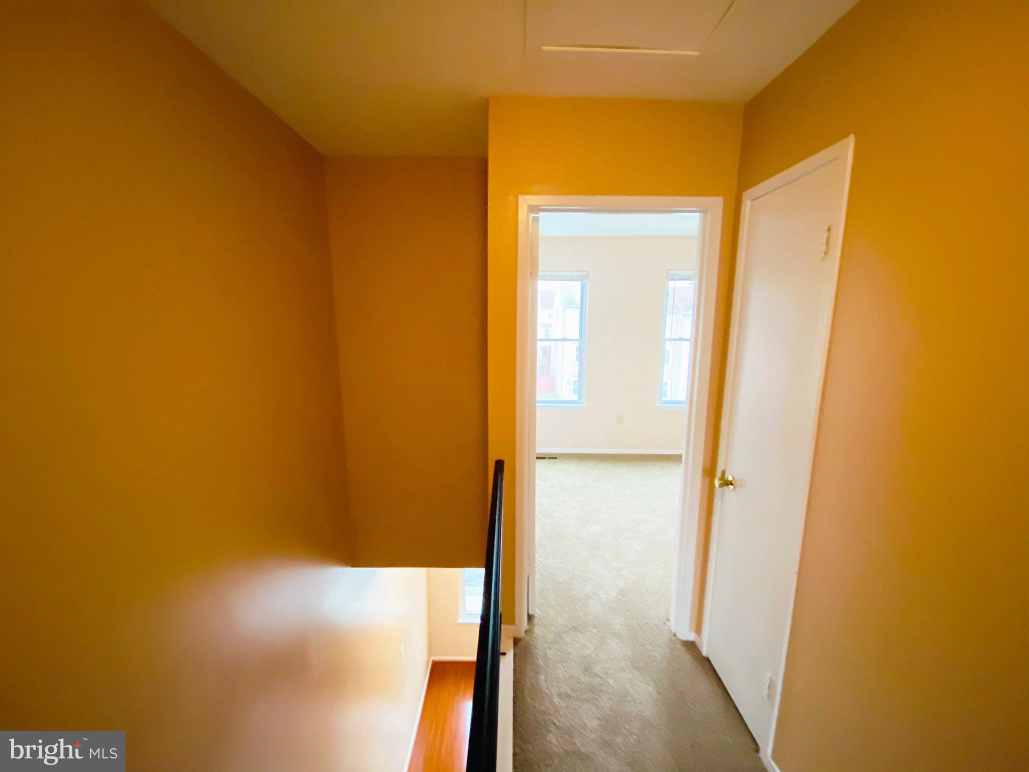 VALLEY STREAM ESTATES - Residential