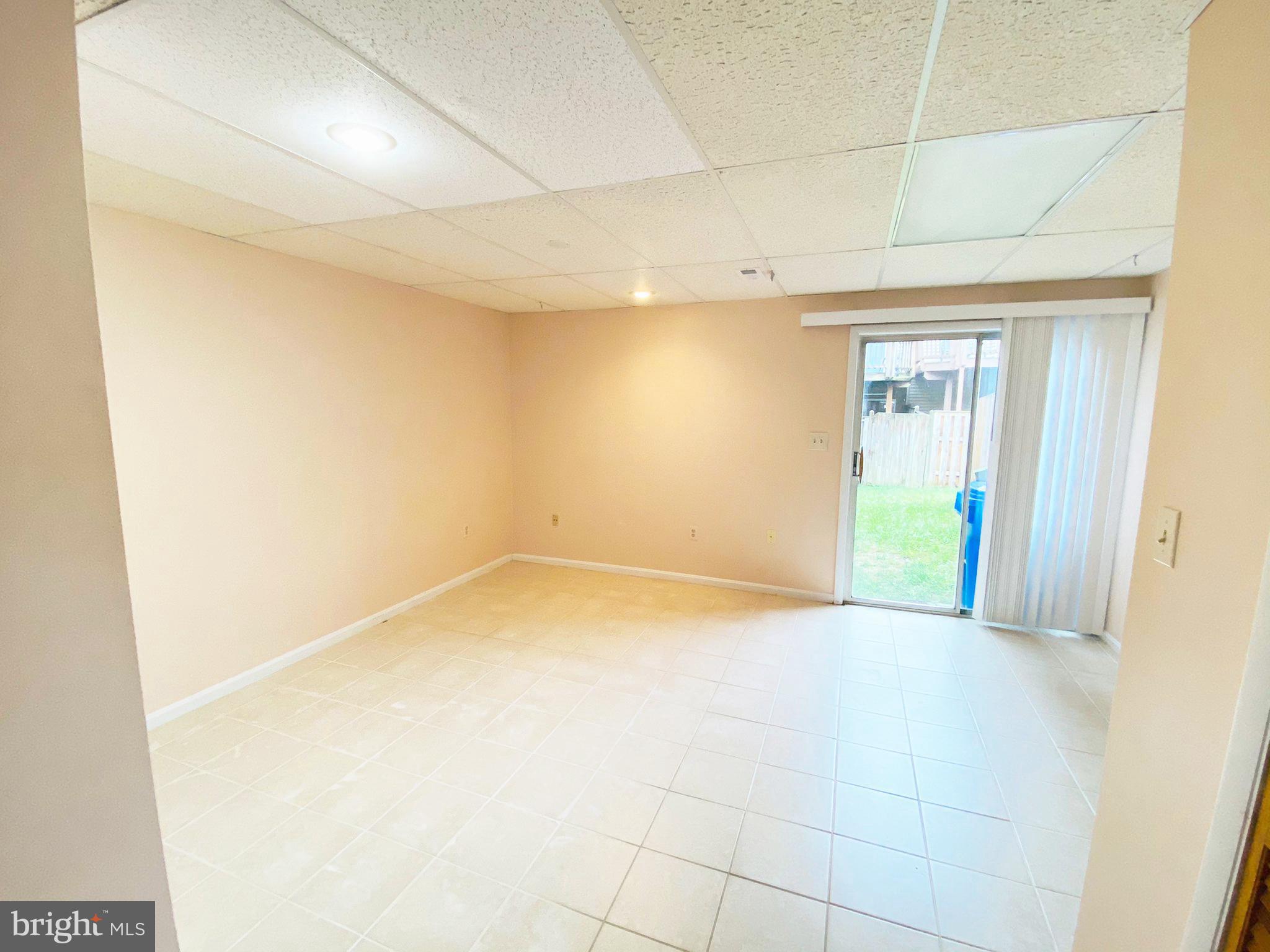 VALLEY STREAM ESTATES - Residential