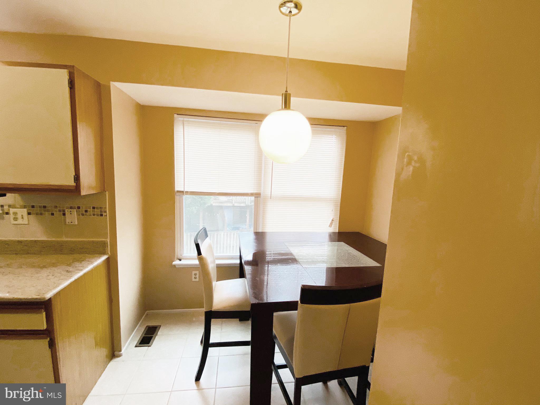 VALLEY STREAM ESTATES - Residential