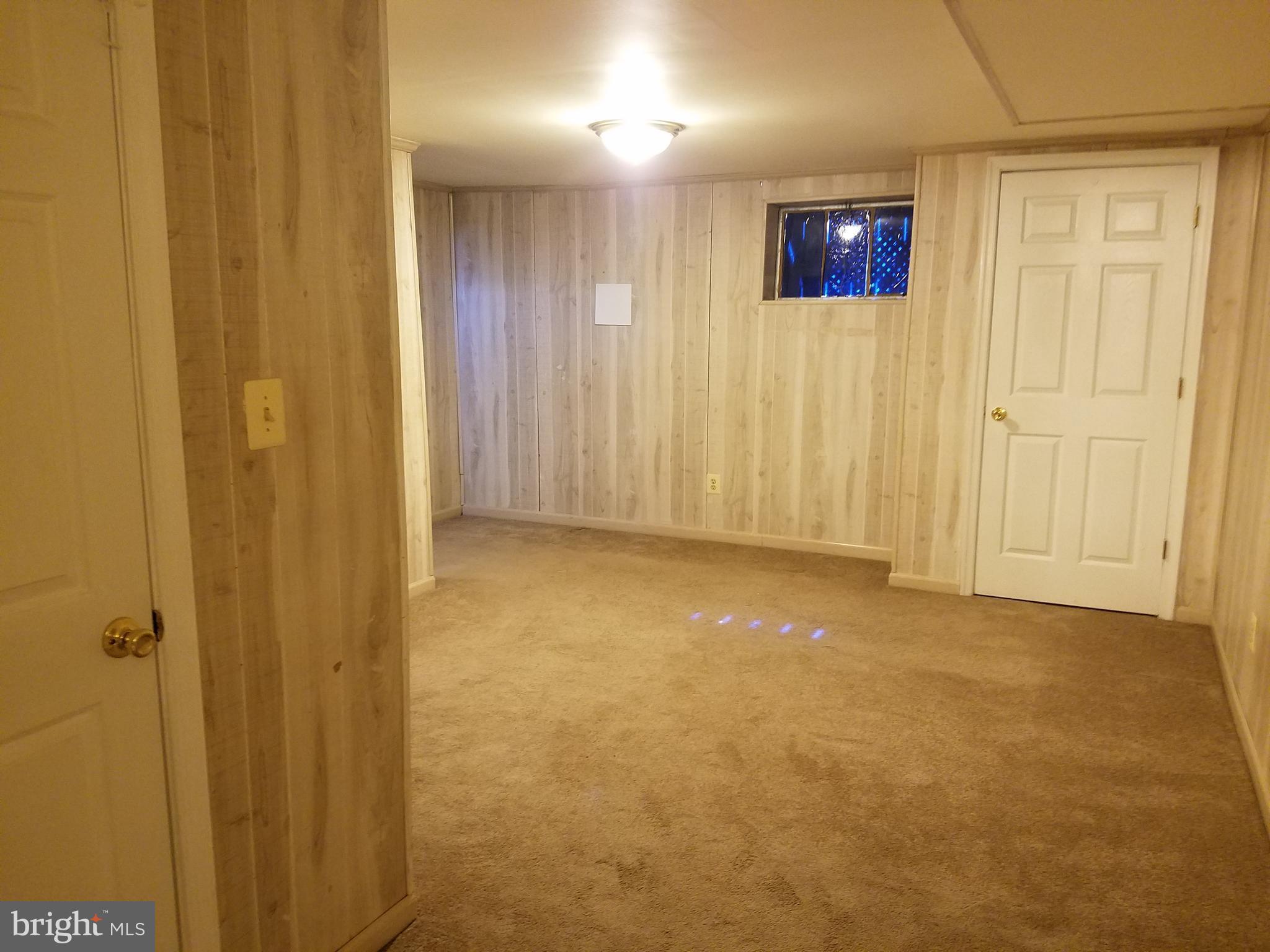 LYNHAVEN - Residential Lease