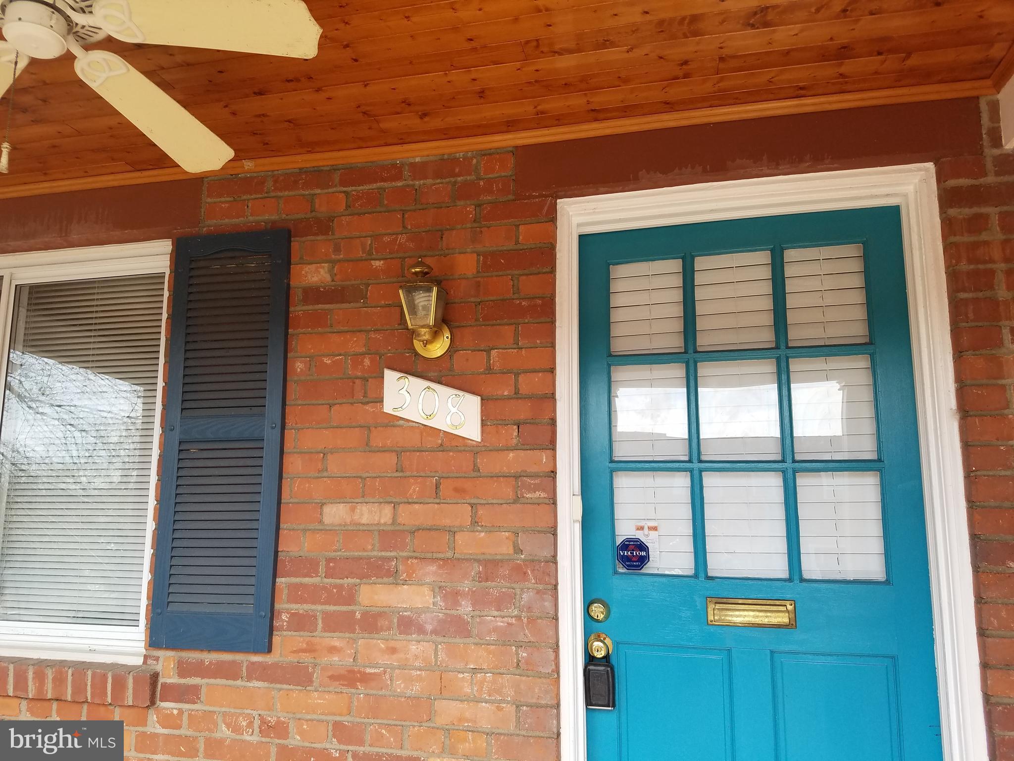 LYNHAVEN - Residential Lease