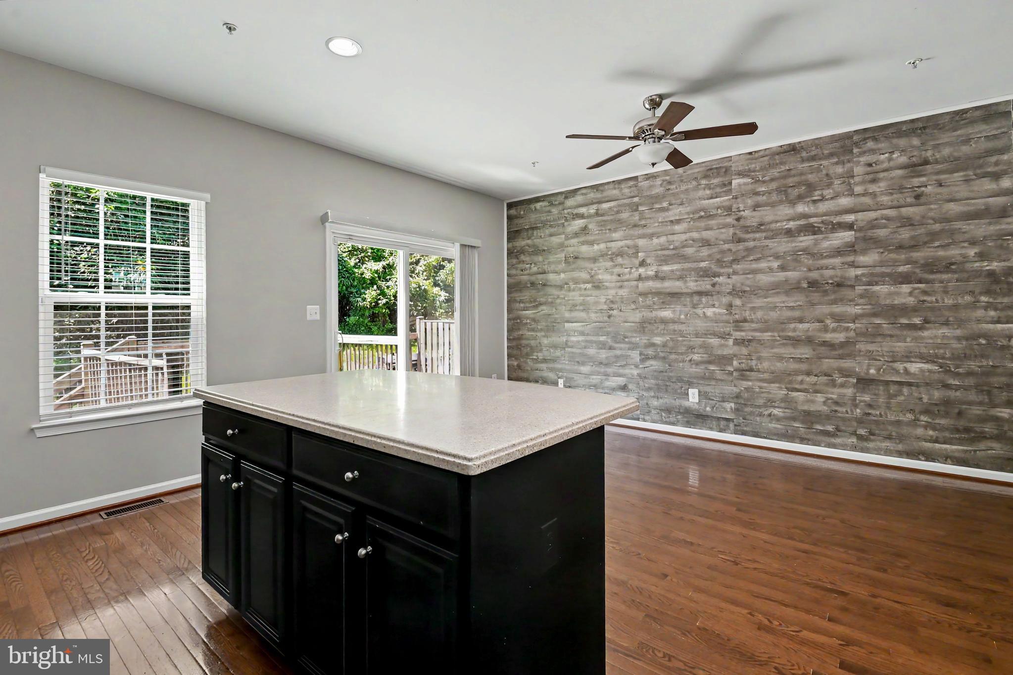 WYNDHOLME WOODS - Residential