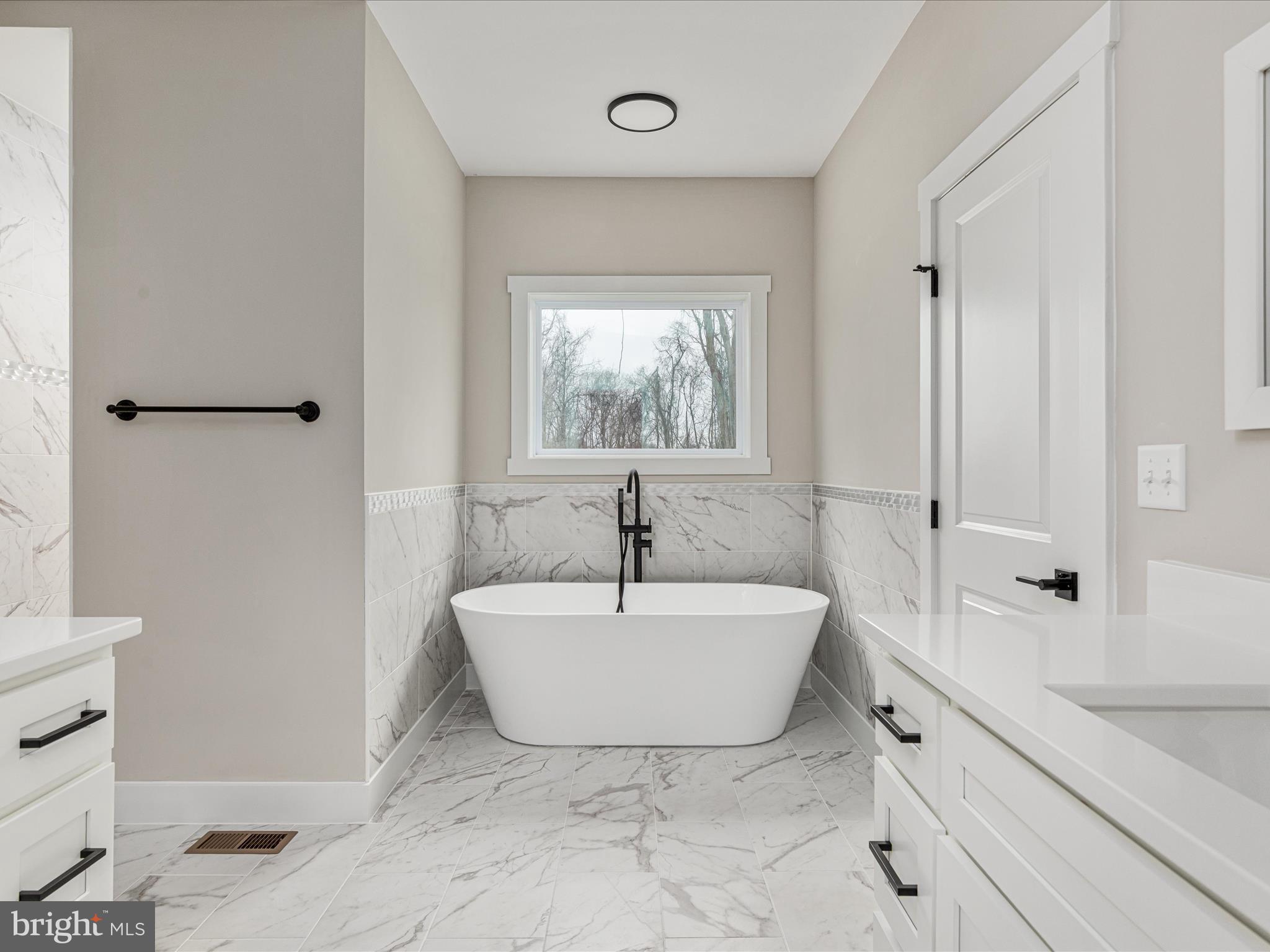 POTOMAC RIVER FARMS - Residential