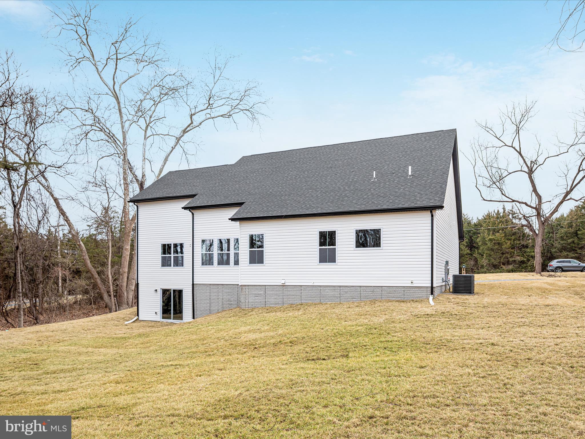 POTOMAC RIVER FARMS - Residential